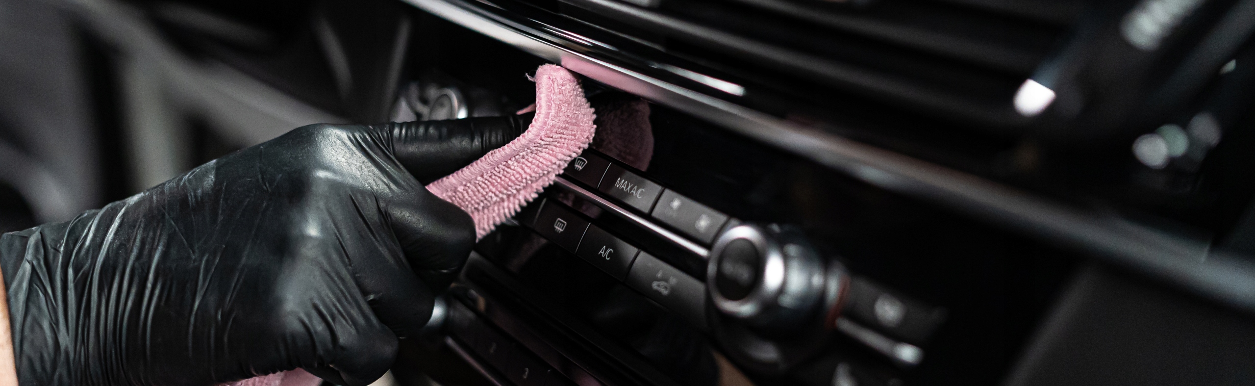 Deturner Interior Dressing Dressing wnętrz 250 ml Pojemność opakowania 250 ml