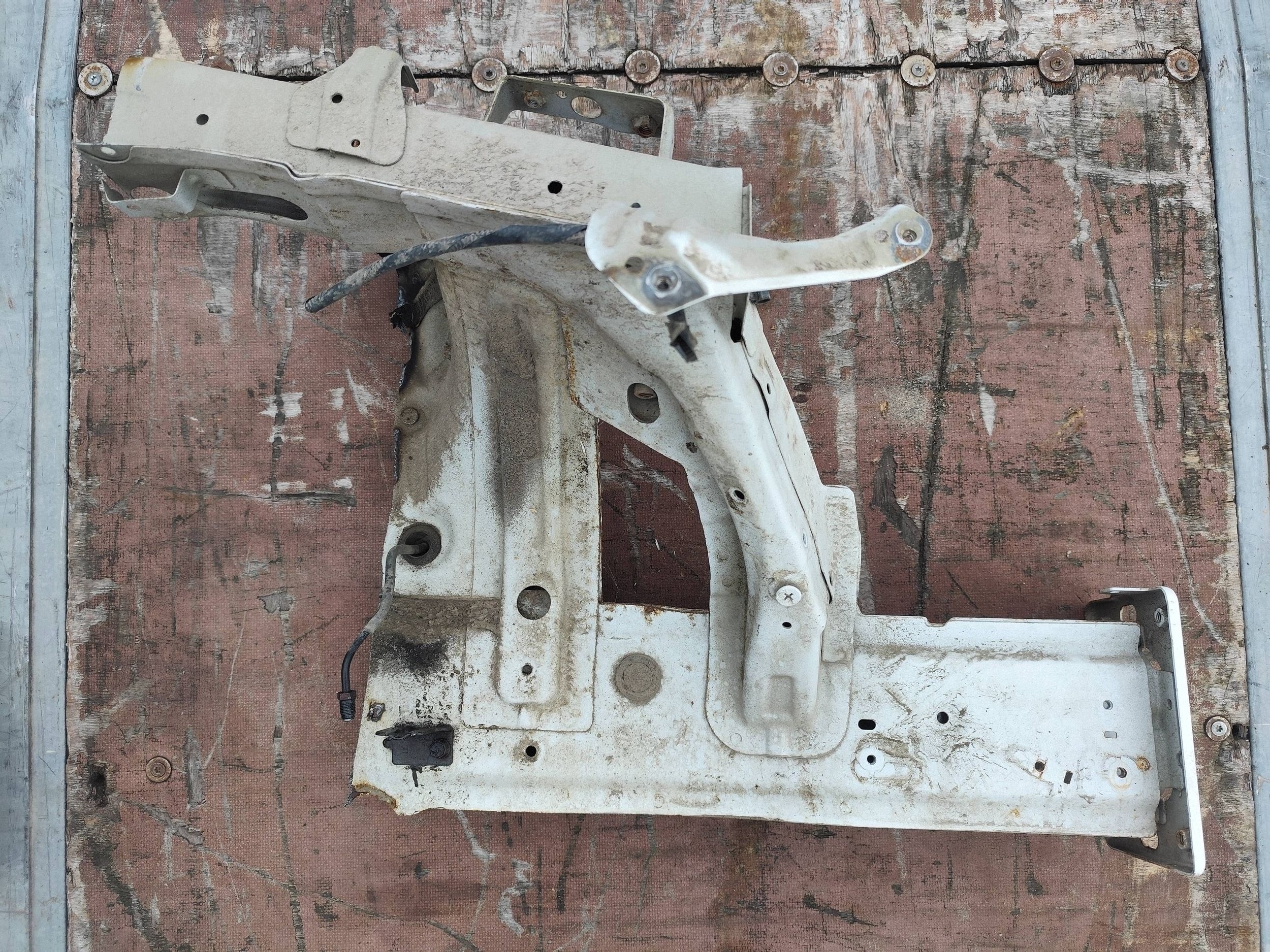 HYUNDAI ELANTRA VI quarter quarter front right