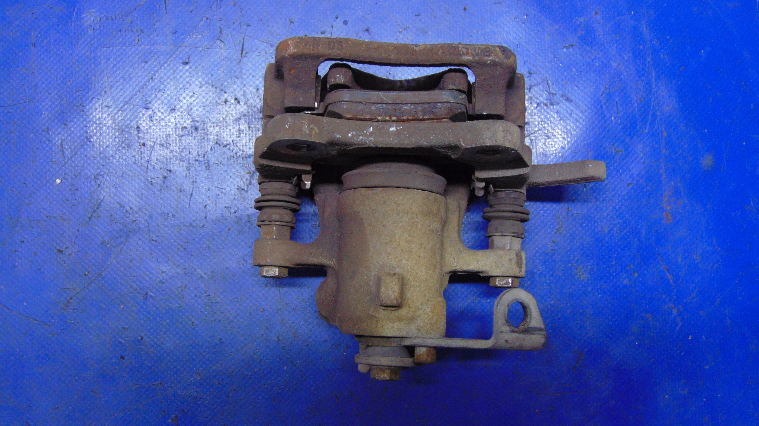 caliper right rear part RENAULT KANGOO II 08-13 ROK
