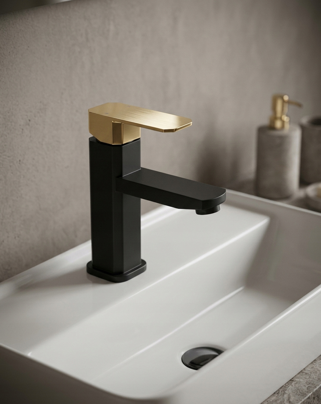 Geometrická umyvadlová baterie Duero černo-zlatá, moderní, elegantní