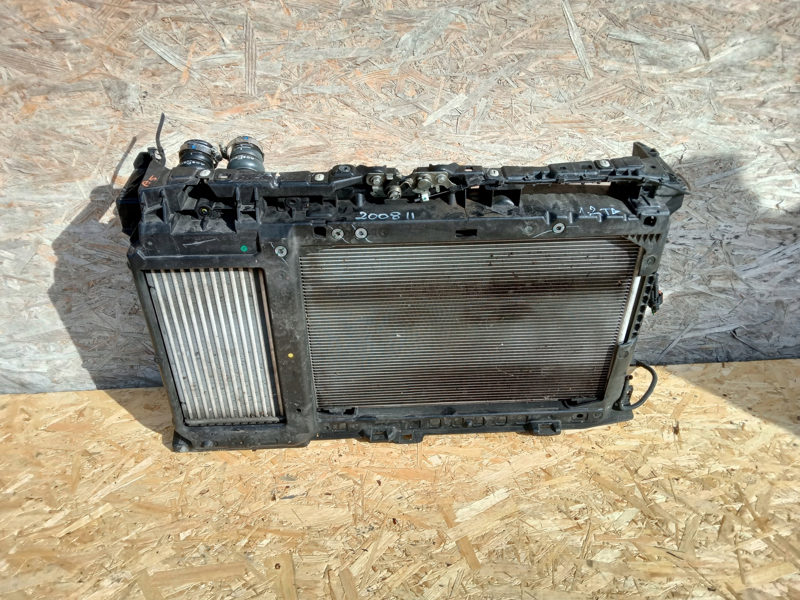 PEUGEOT 2008 II PAS PRZEDNI CHŁODNICE WENTYLATAT