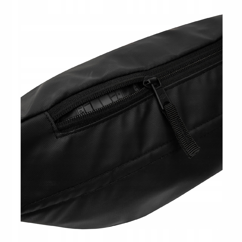 PIT BULL nerka LOGO BIG black saszetka duża + WLEPA od ARI Kolor czarny