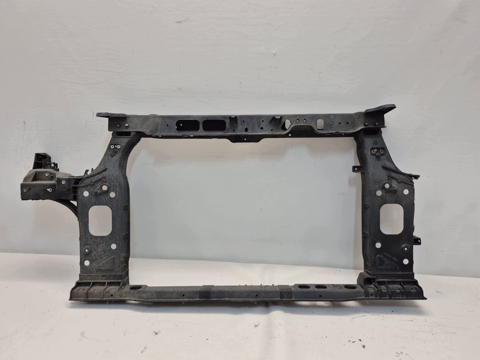 KIA CARENS IV 13- support panel for radiators pillar front 64101-A4000