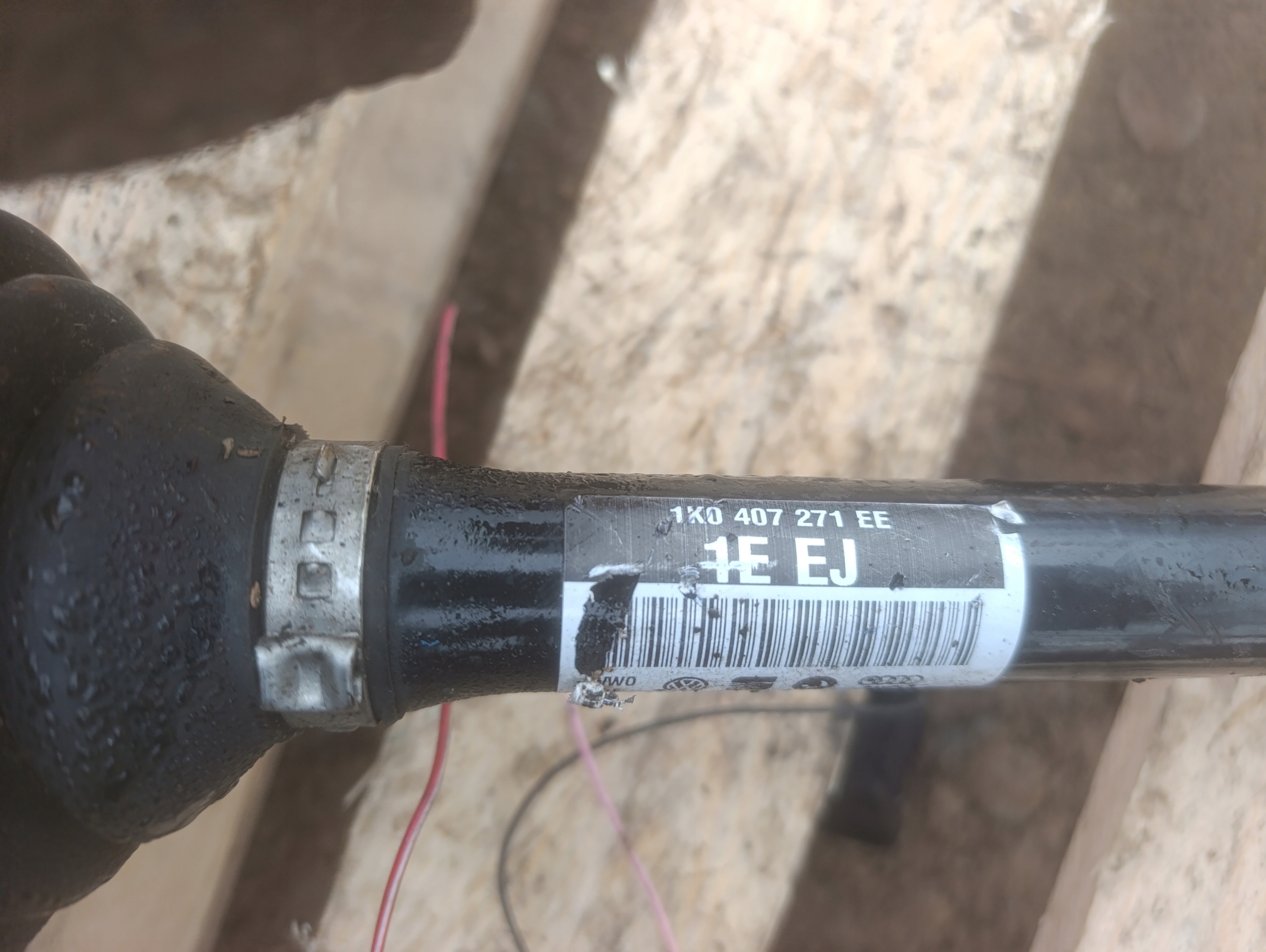 Mozzo FUSELLO z perno mozzo Volkswagen Audi Semiasse 1K0407271EE