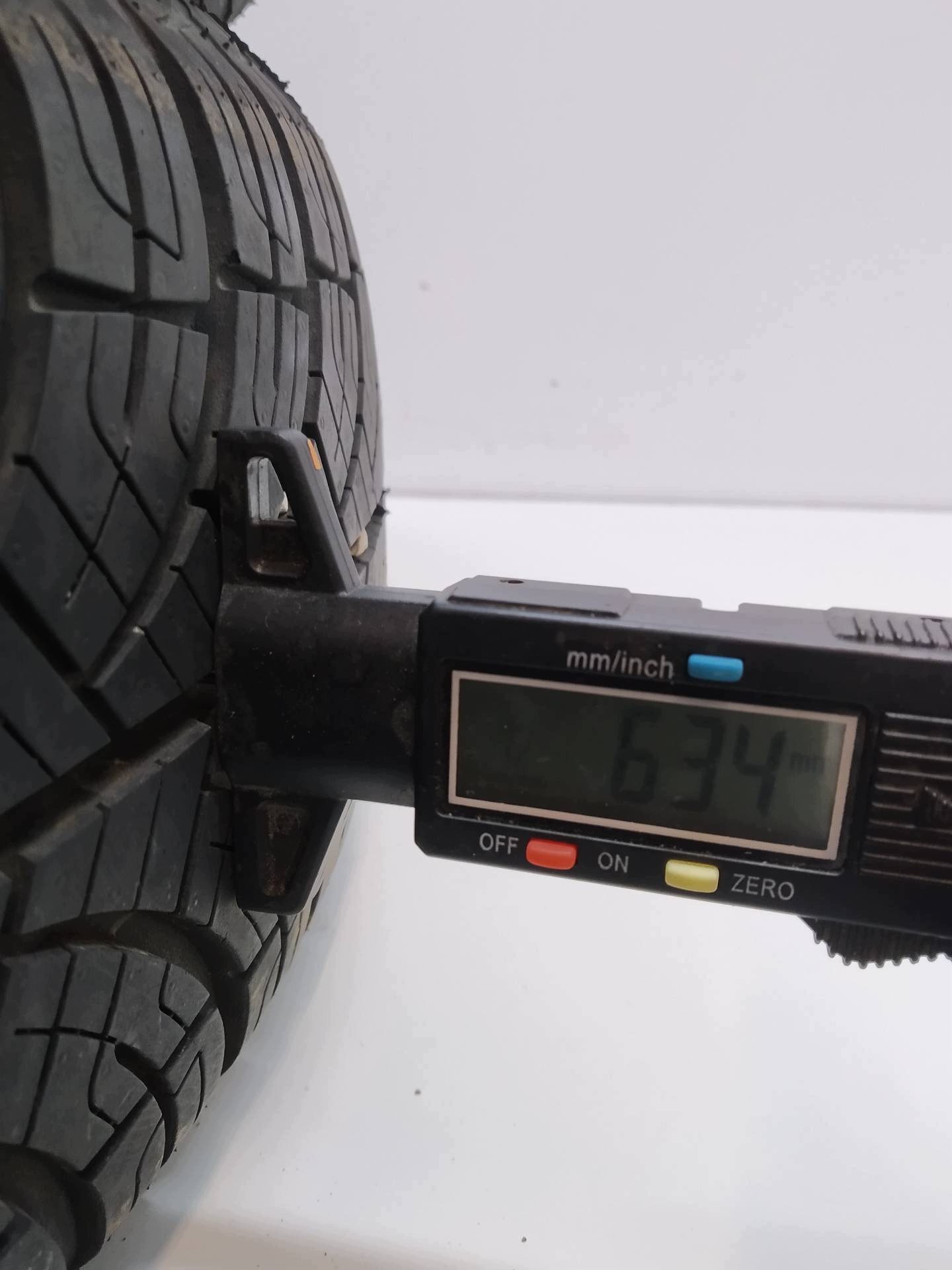 2x gomma CALOROCZNA MULTIMATCH A/S LINK 185/65R14 (1825) 6.76MM 6.34MM