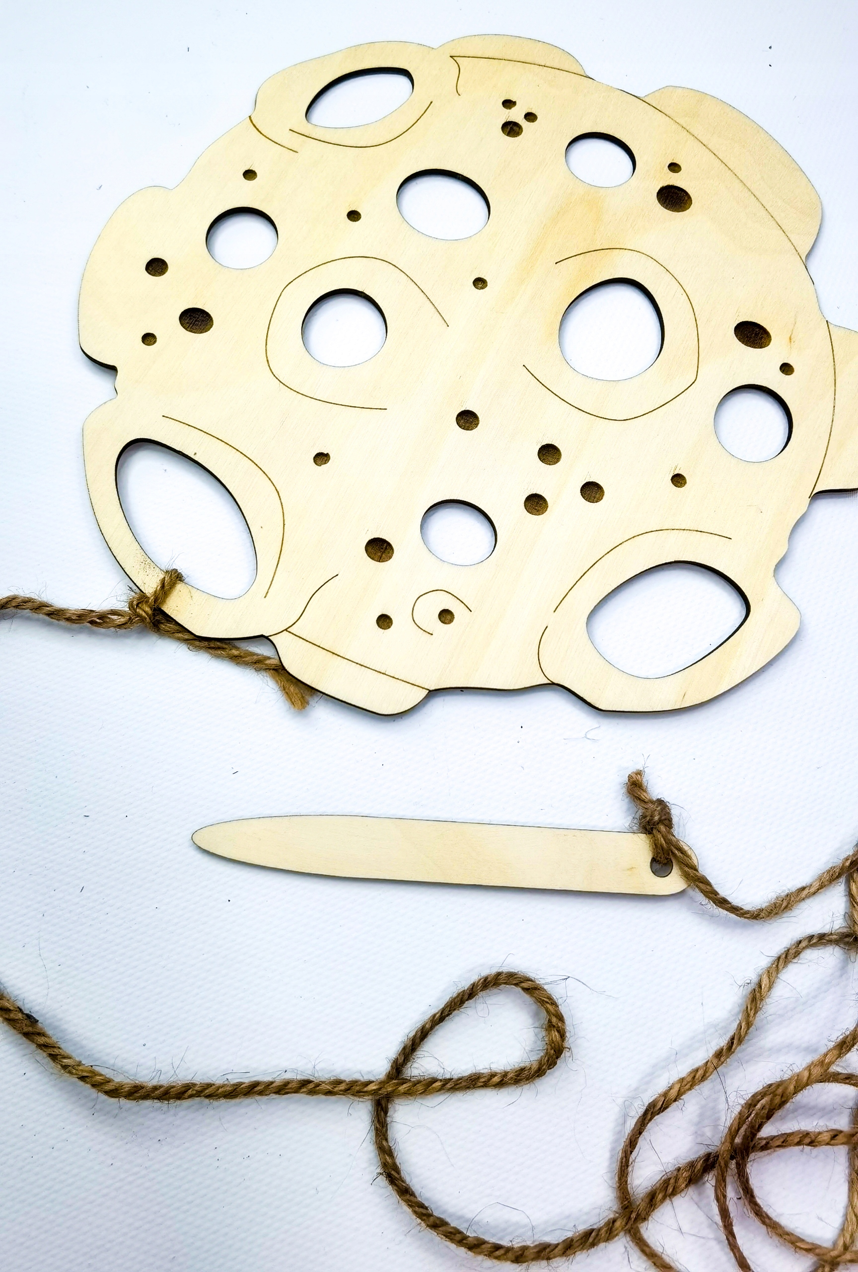 Przeplatanka meteor, motoryka, sznurek Wiek dziecka 3 lata +