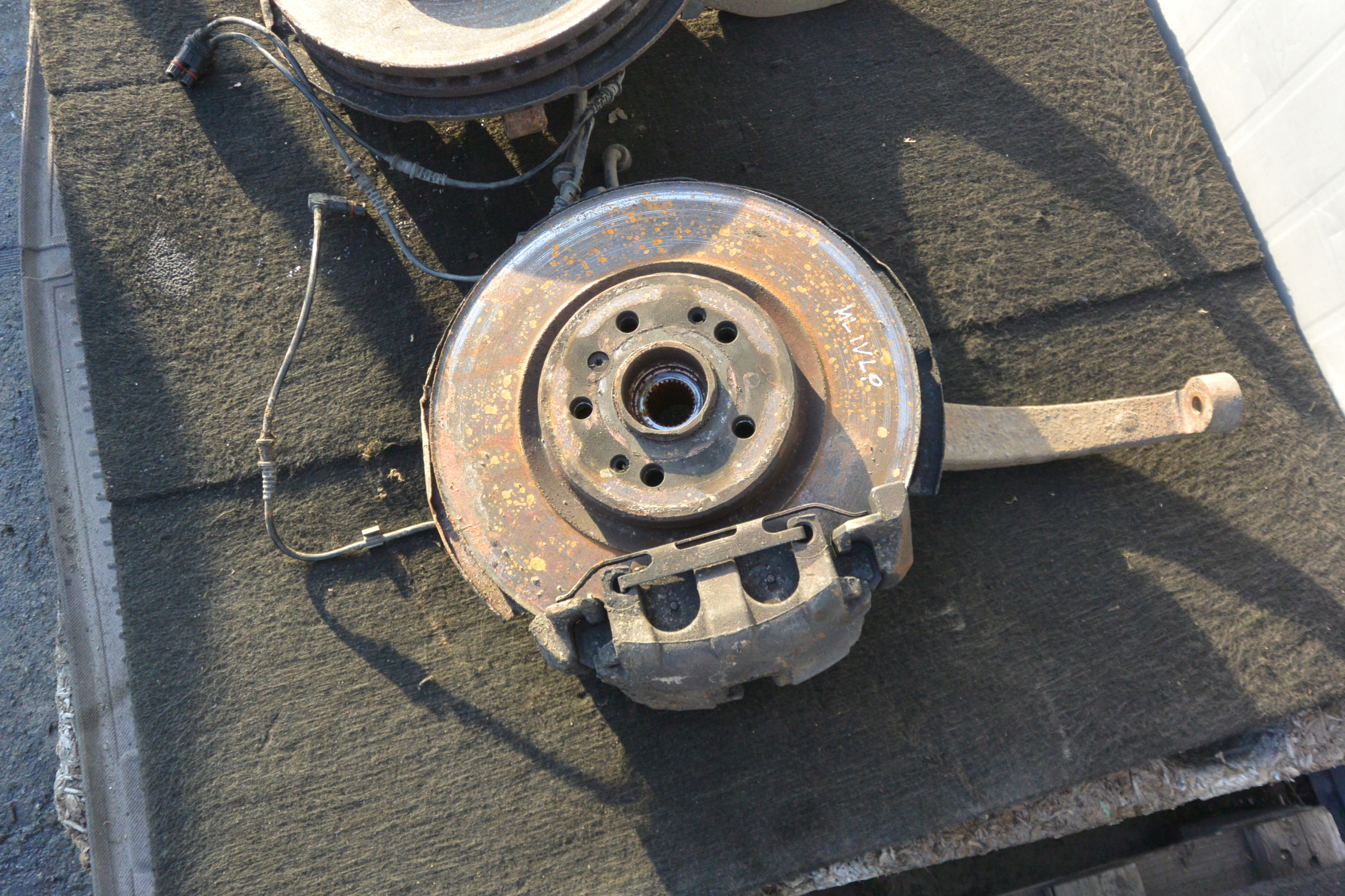 swing front right left MERCEDES GL ML 164