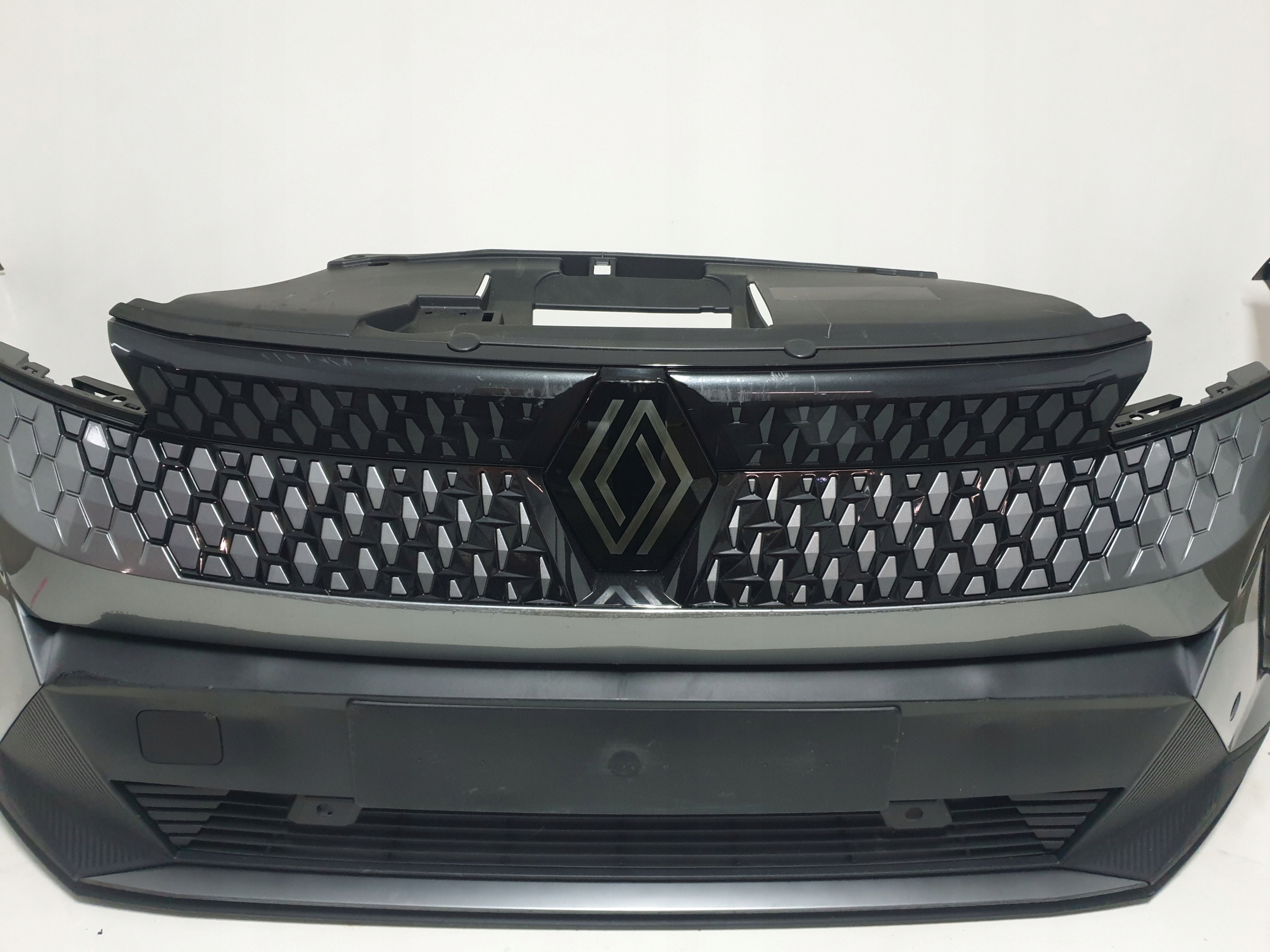 RENAULT SCENIC V 5 E-TECH 24-> bumper front front PDC RADAR