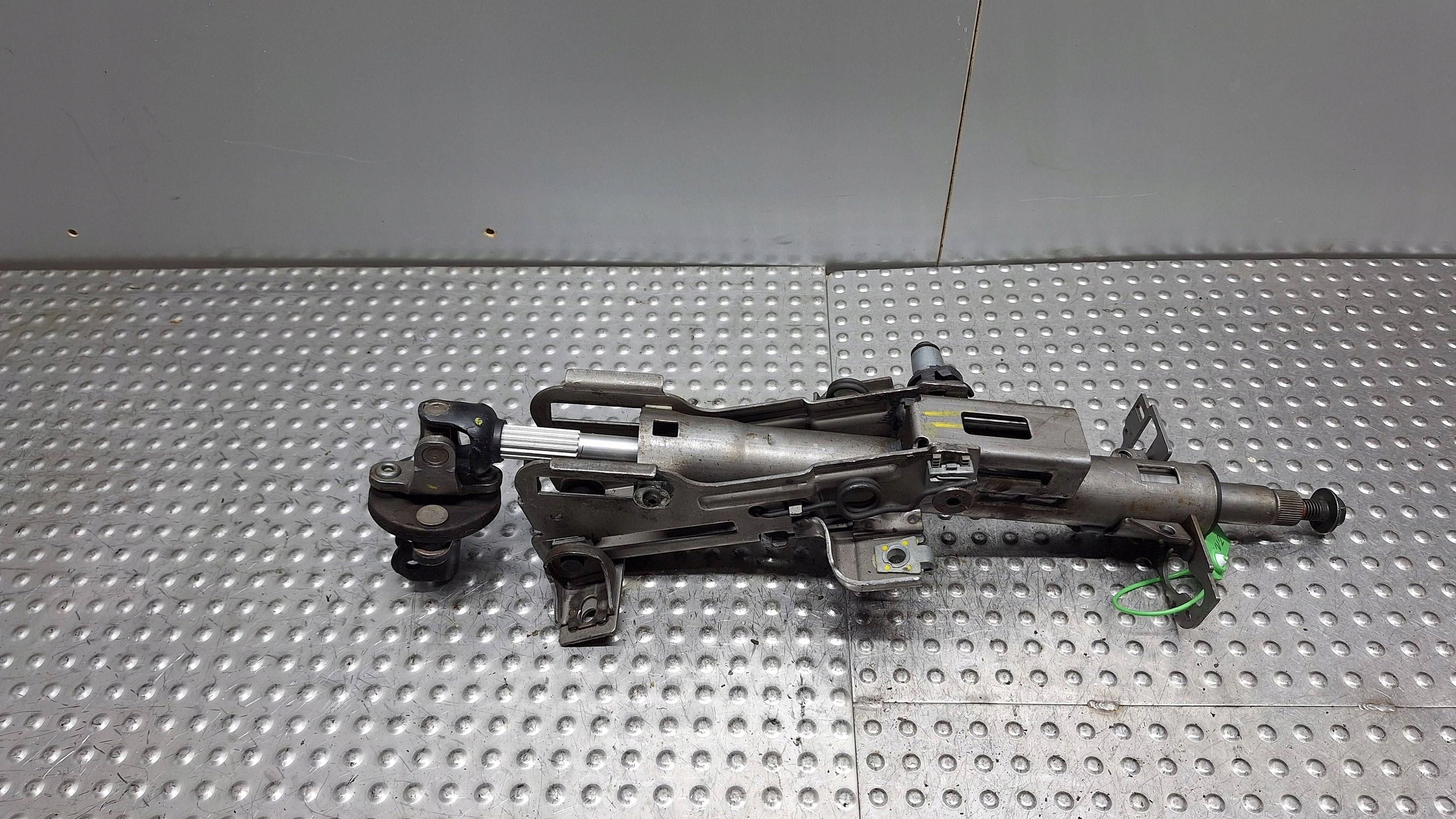 Piantone sterzo usato P9491778 VOLVO S60 e V70 II S80 e