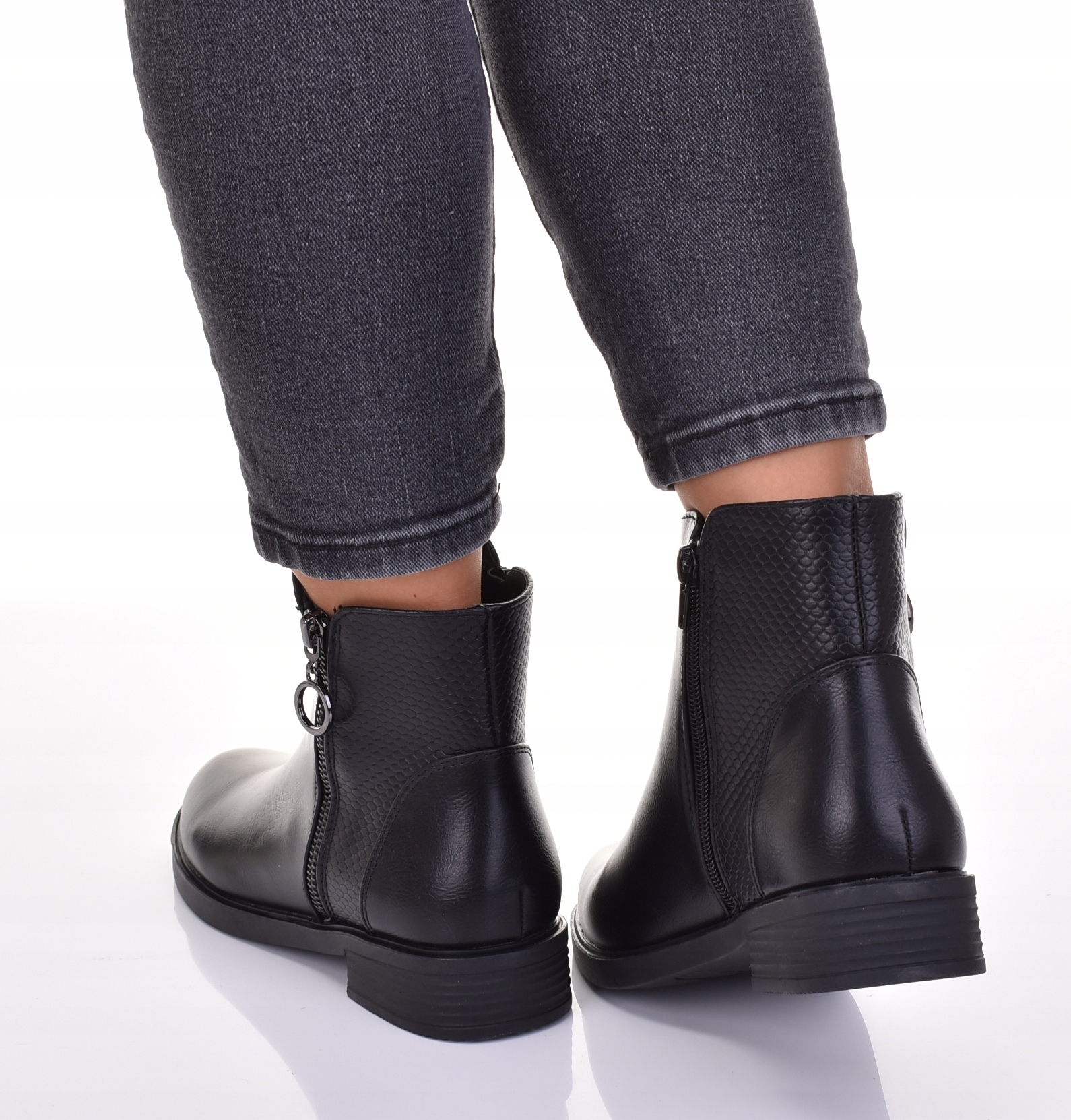 KLASYCZNE DAMSKIE BOTKI EKO SKÓRA PŁASKI OBCAS MODNE Rozmiar 38