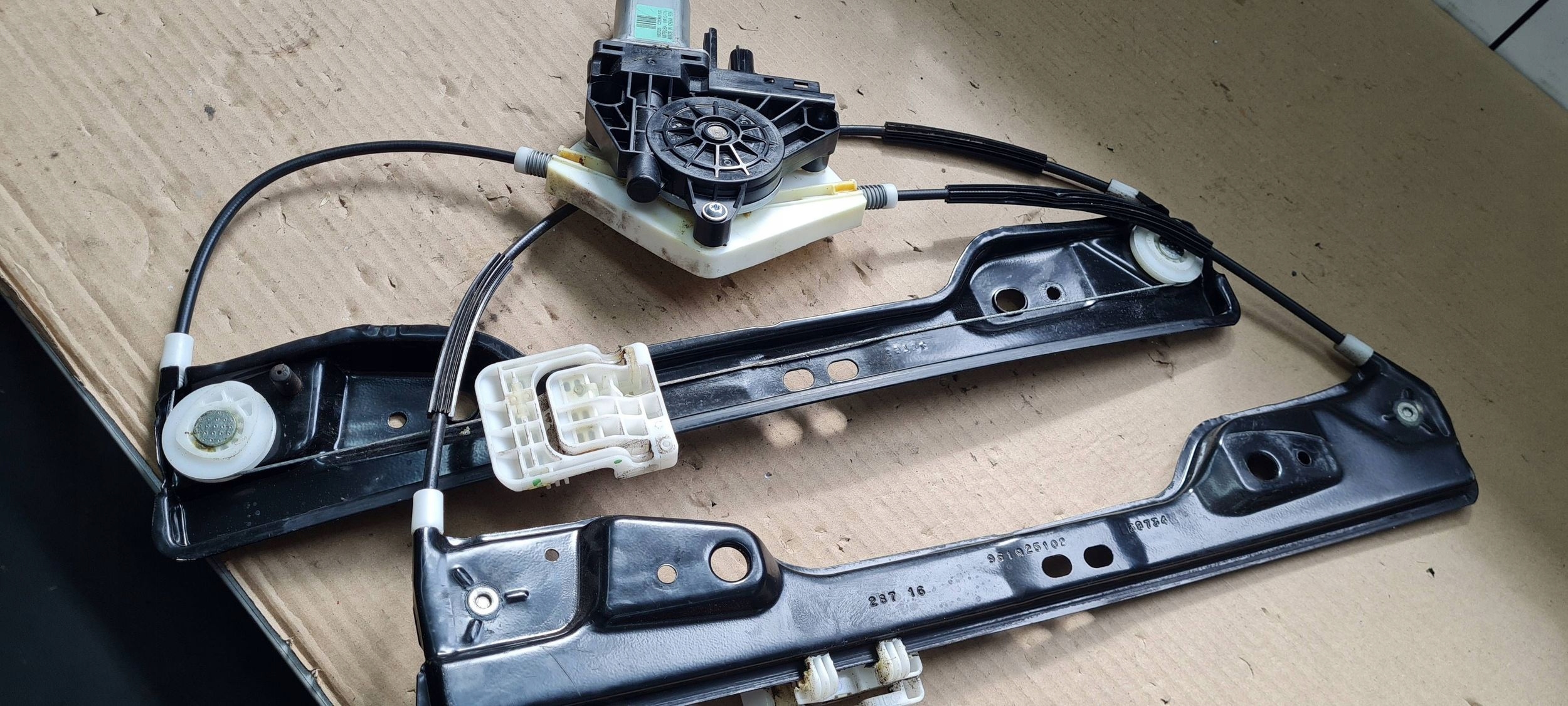DODGE JOURNEY 2016 mechanism window regulator right front 961926102