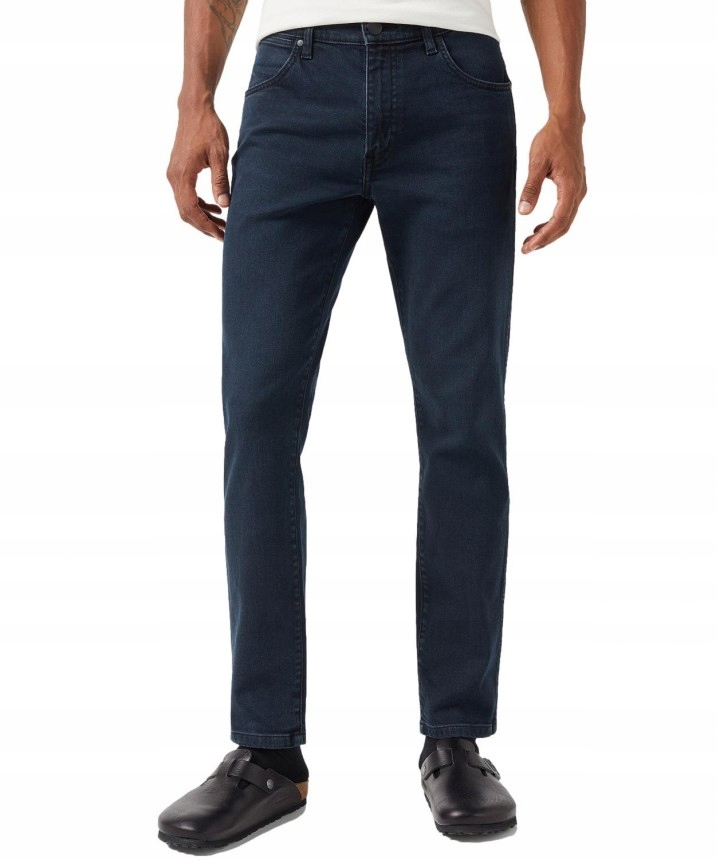 Wrangler Larston 812 Slim Tapered 112350840 Zatažená obloha W32 L34