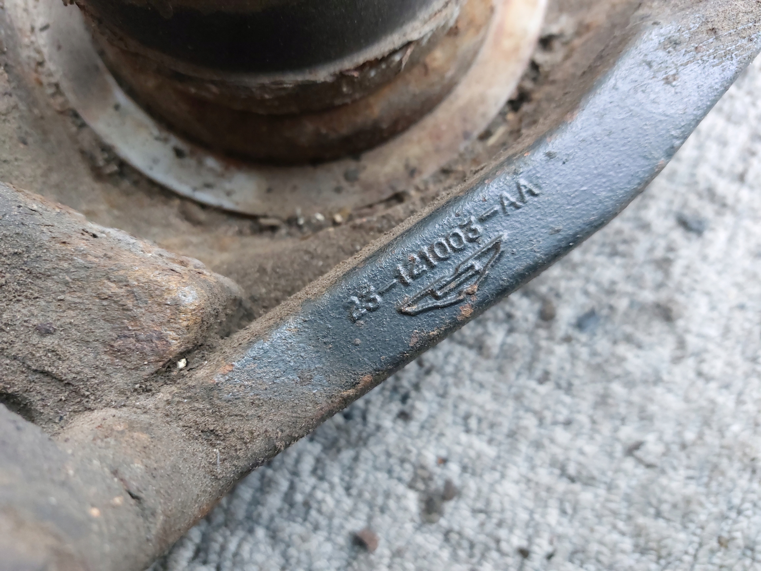 swing arm left front ASTON MARTIN VANTAGE DB7 01r
