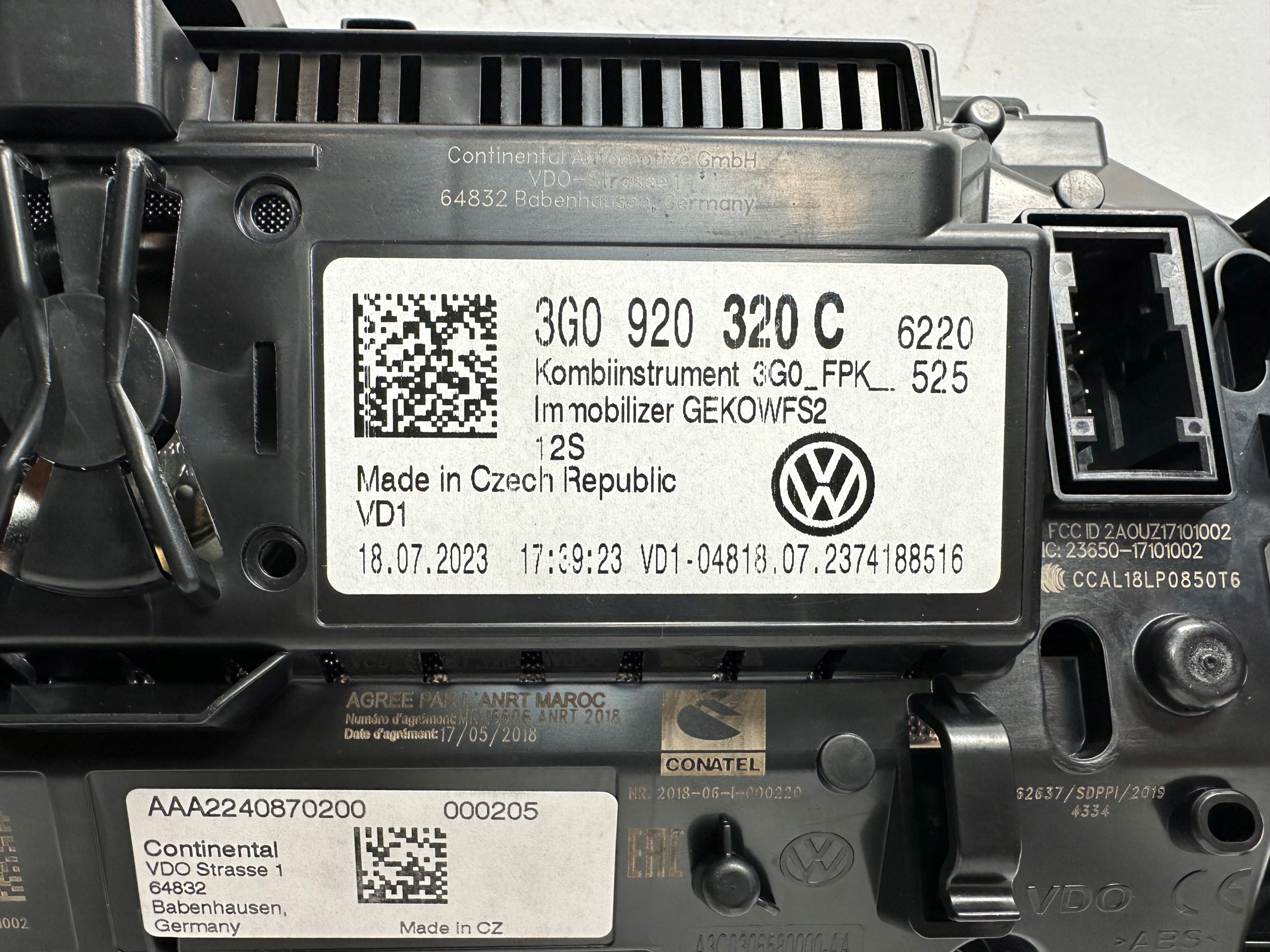 vw Tiguan II РЕСТАЙЛИНГ спидометр 3G0920320C 20 тыс. км.