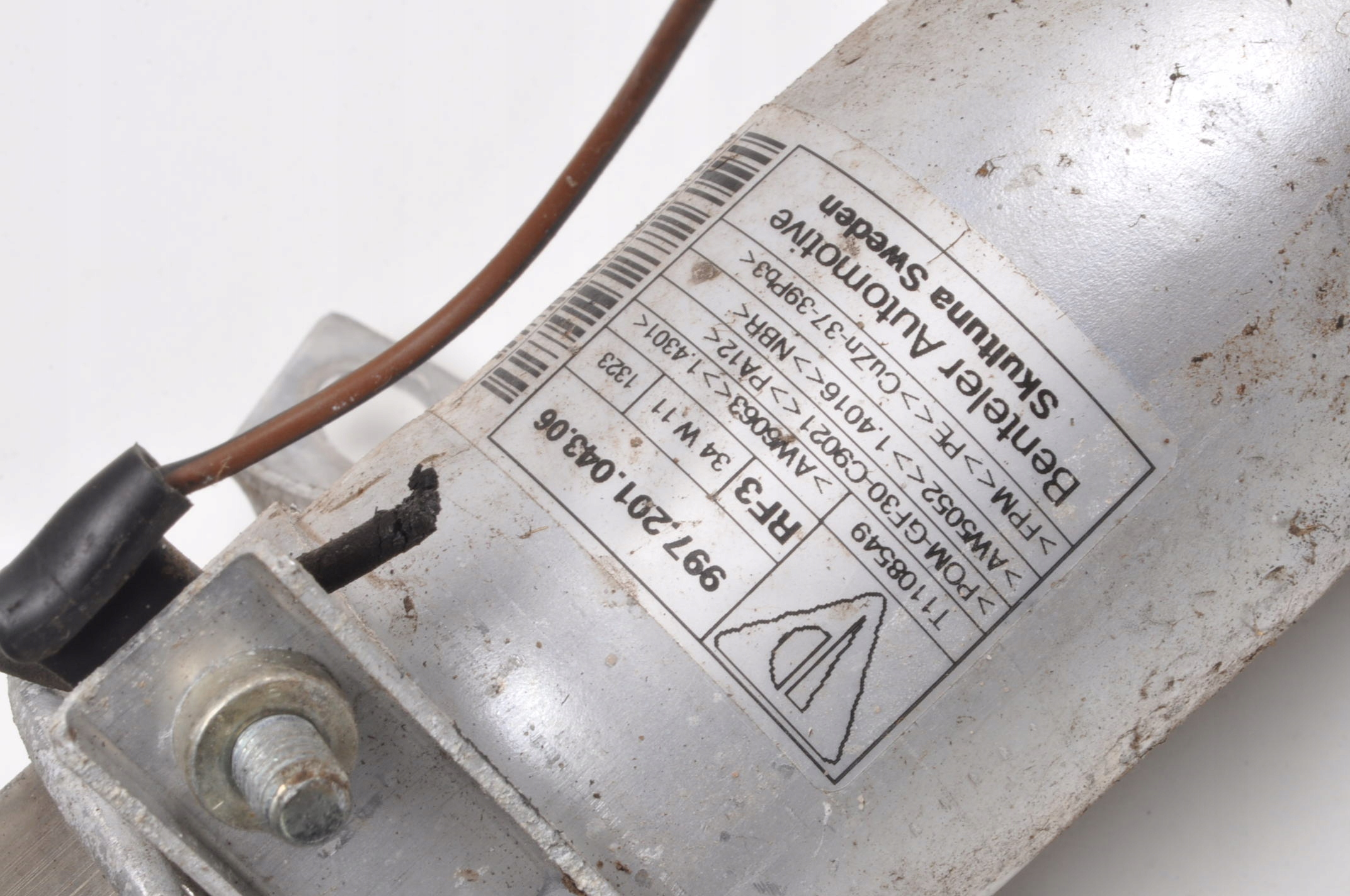 PORSCHE CAYMAN 987 RURA WLEWU WLEW PALIWA 99720104306 Typ silnika Benzyna