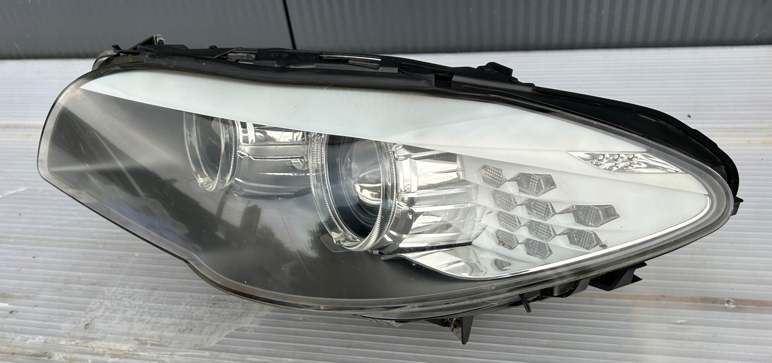 light left front XENON BMW 5 F10 F11 7203245 complete