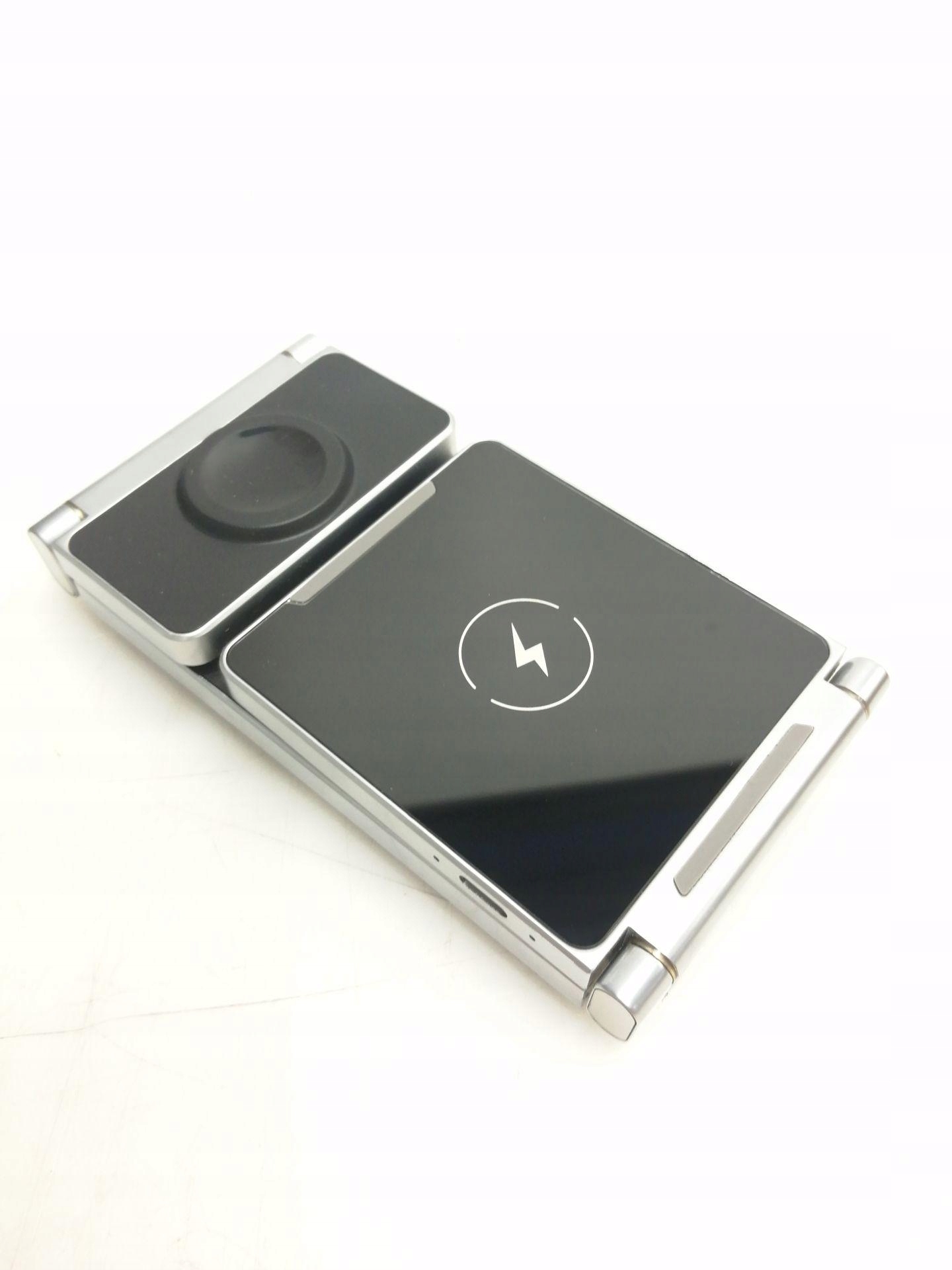 BEZPRZEWODOWA STACJA ŁADUJĄCA HOHOSB 3 W 1 Złącza USB typ C