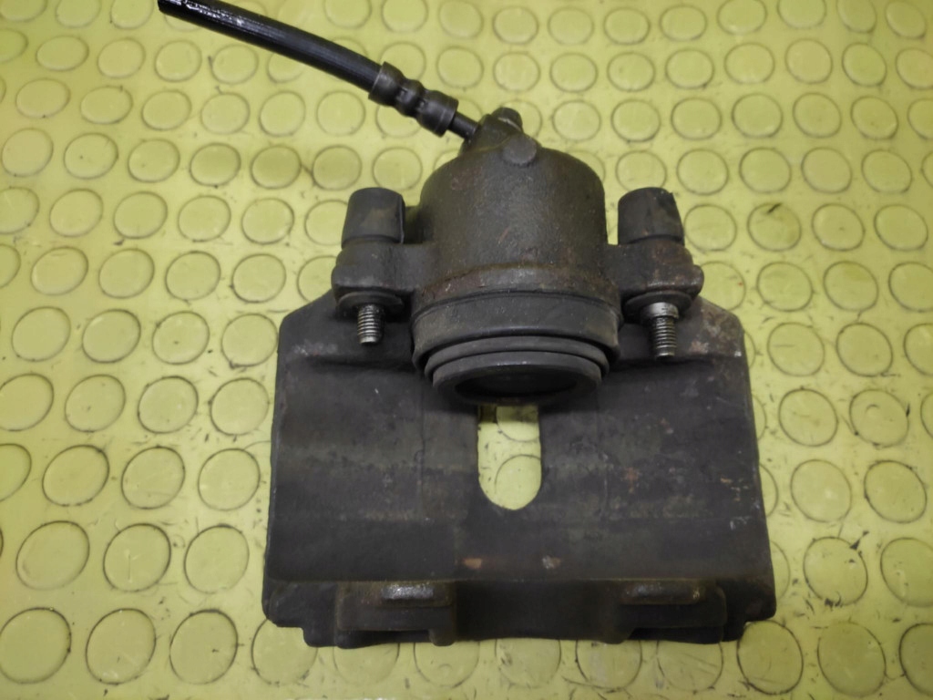 SKODA RAPID 1.6 TDI caliper brake left front