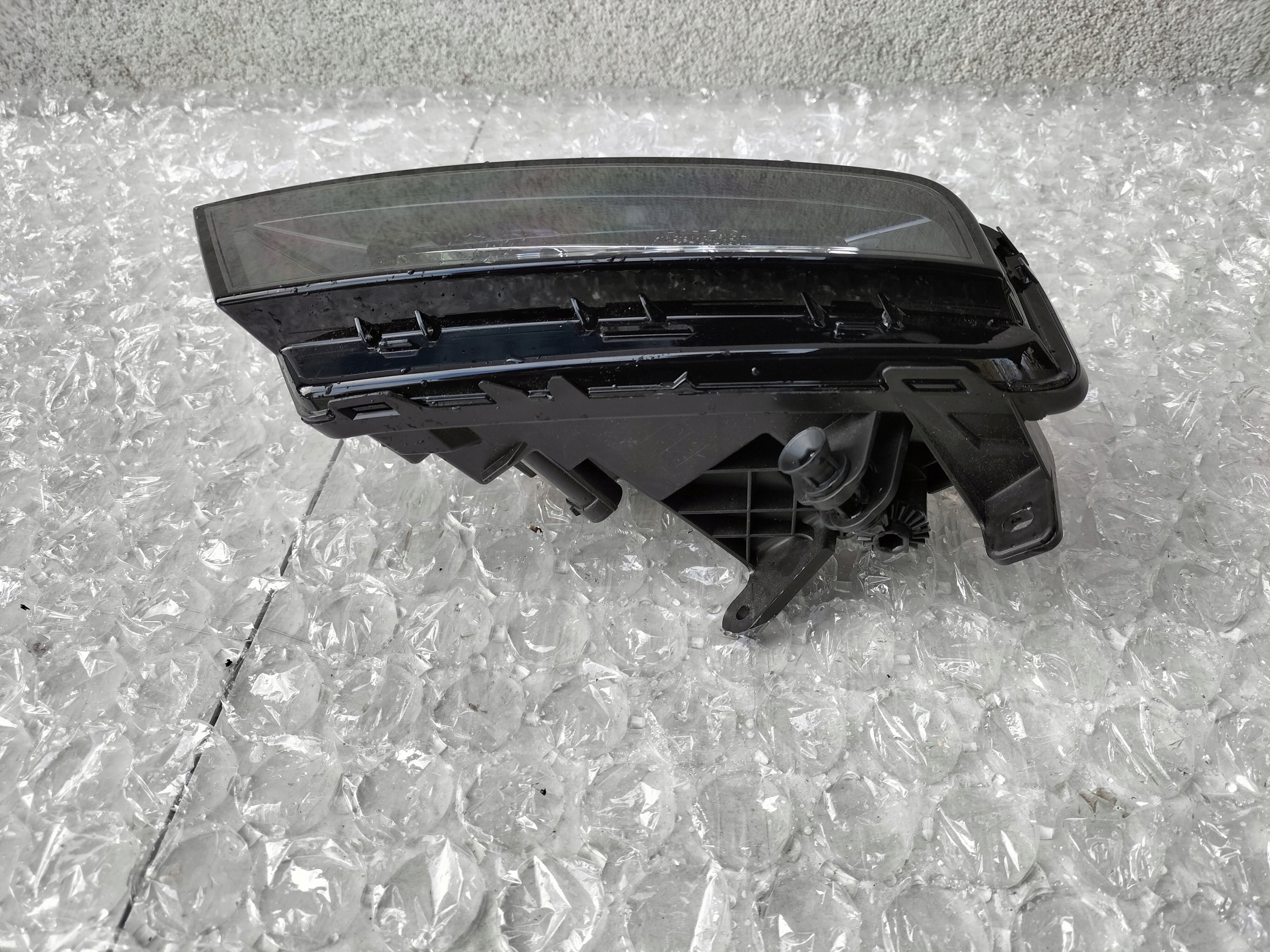 seat Ateca галоген левая 1ND01299903 ( -) 3554