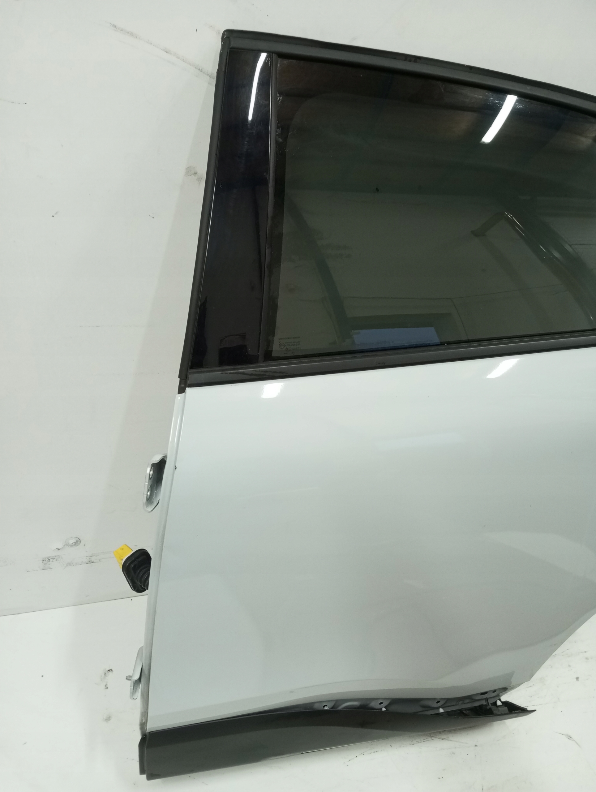door left rear. CITROEN C4 III 25R