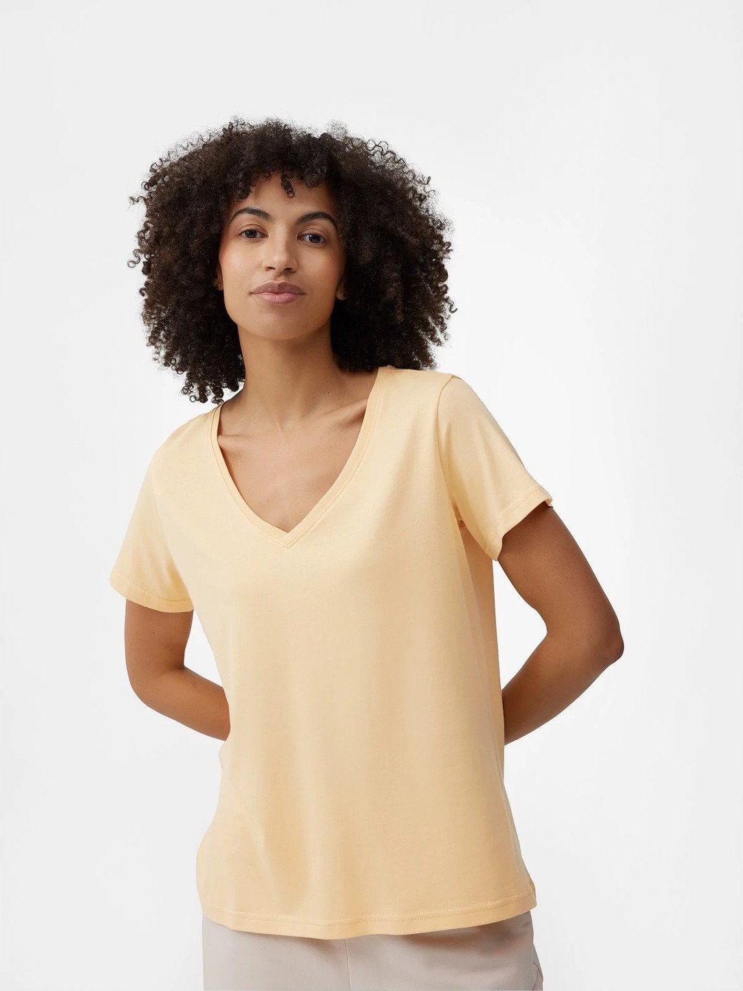 ZESTAW KOSZULKA DAMSKA 4F 3PAK BAWEŁNIANA T-SHIRT SPORTOWY W SEREK R L Rozmiar L