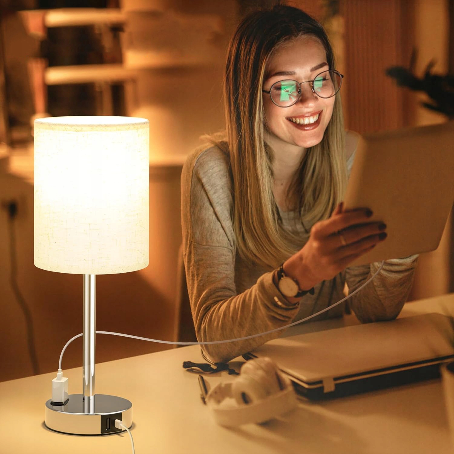 LAMPA STOŁOWA NOCNA PŁÓCIENNY ABAŻUR Z PORTAMI USB + ŻARÓWKA E27 Kolekcja LAMPKA STOŁOWA