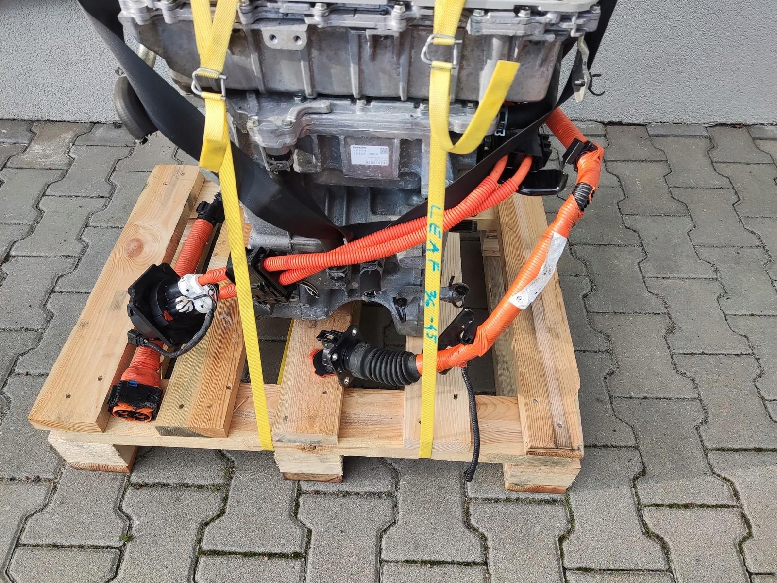 engine complete electrical NISSAN LEAF and 2011-2017 EM57 291A0-3NFA