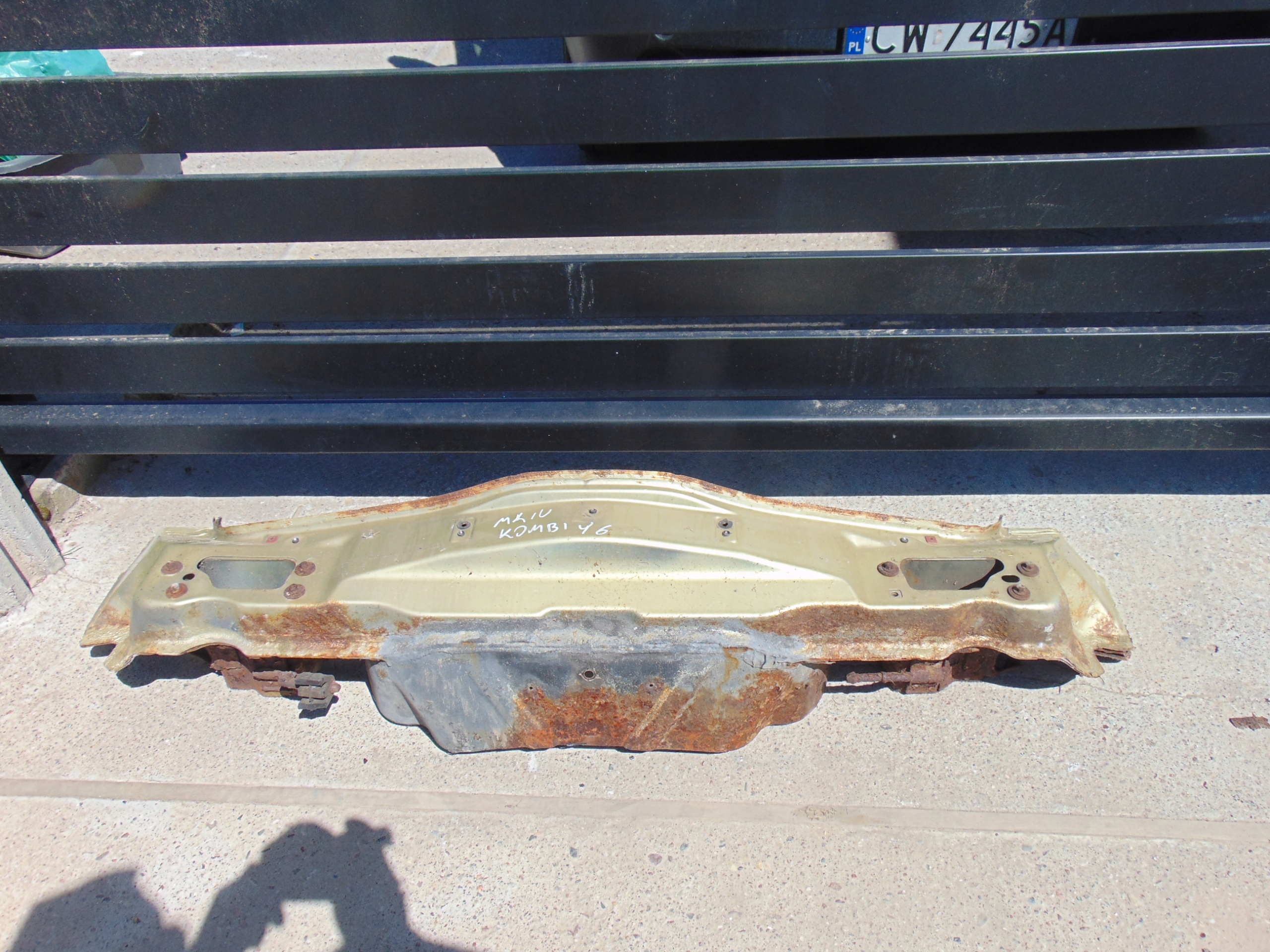 FORD MONDEO MK4 KOMBI PAS TYLNY