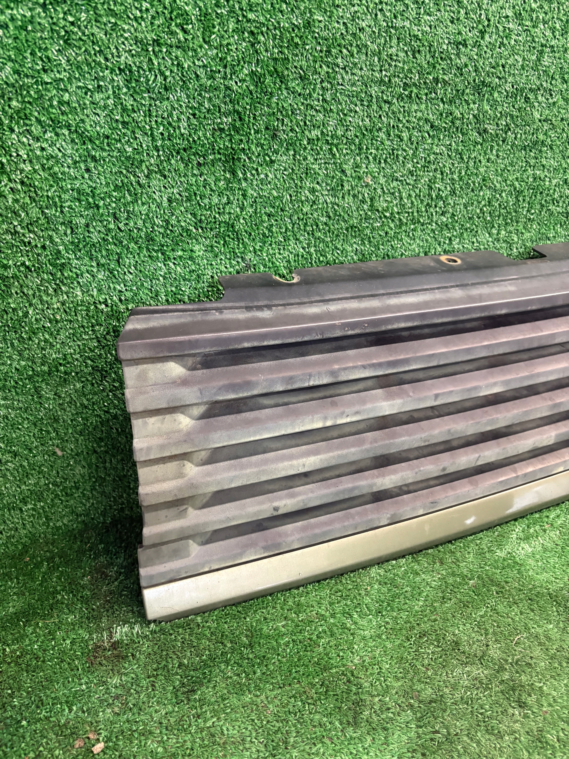 Grill Grill LAND ROVER RANGE ROVER P38 2001