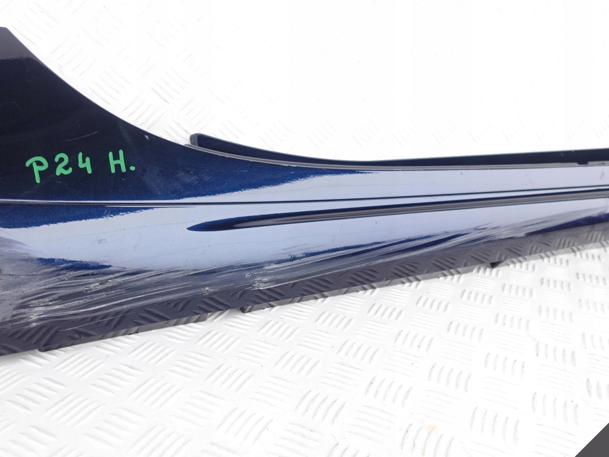 MASERATI GHIBLI M157 13- moulding threshold right