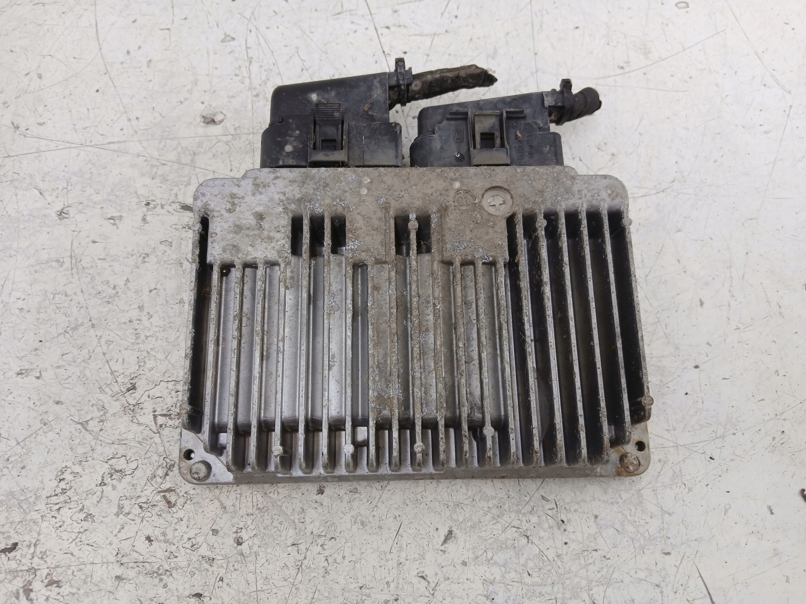 BMW E46 1.8 control unit of the engine 7516809