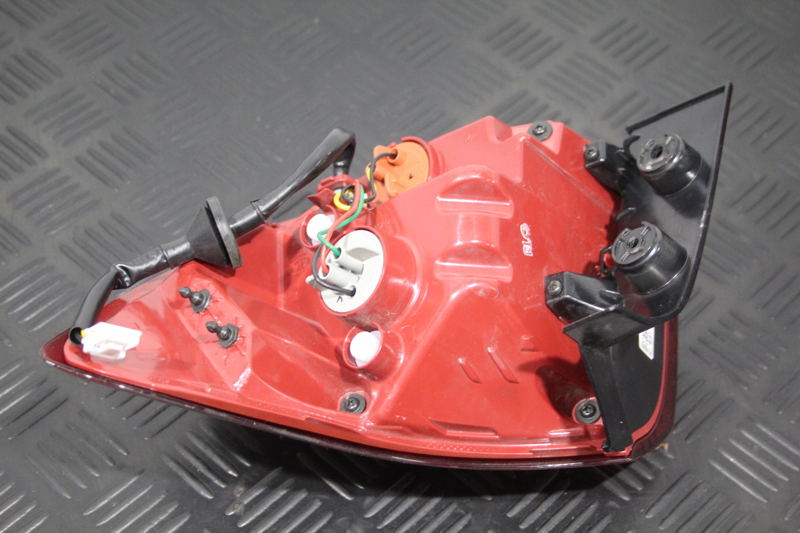 light left rear part rear KIA RIO IV 4 LIFT 92401-H8