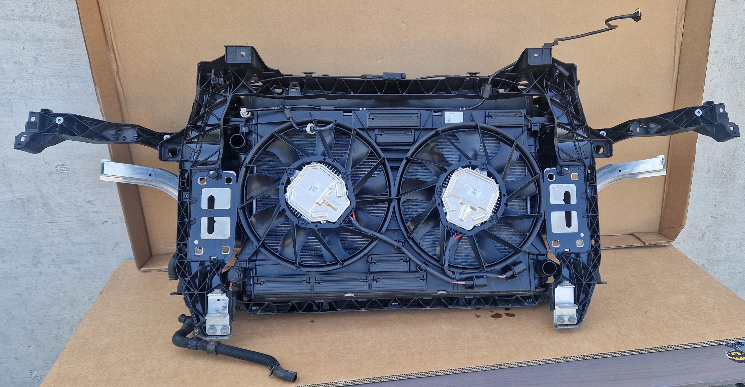 support panel for radiators sider radiator AUDI Q7 LIFT 3.0 TDI complete as new