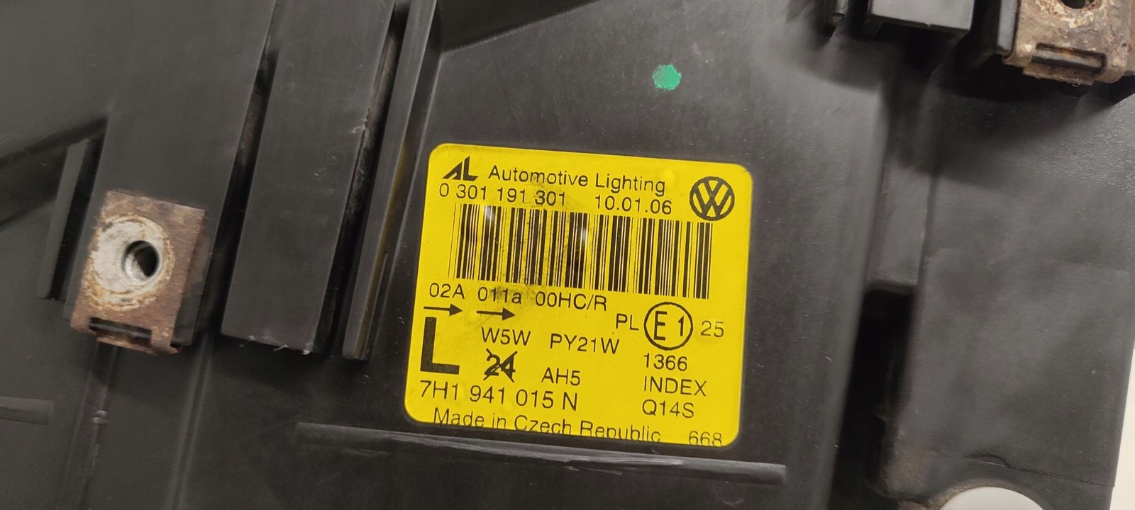light front front left VW T5