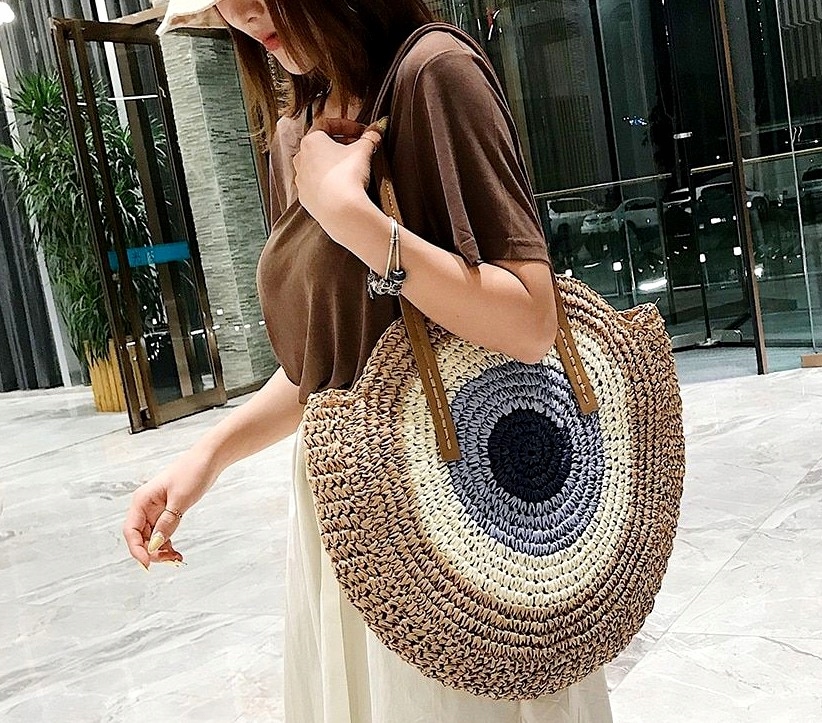 Torebka lato boho torba okrągła słomiana klasyczna Kolor beżowy