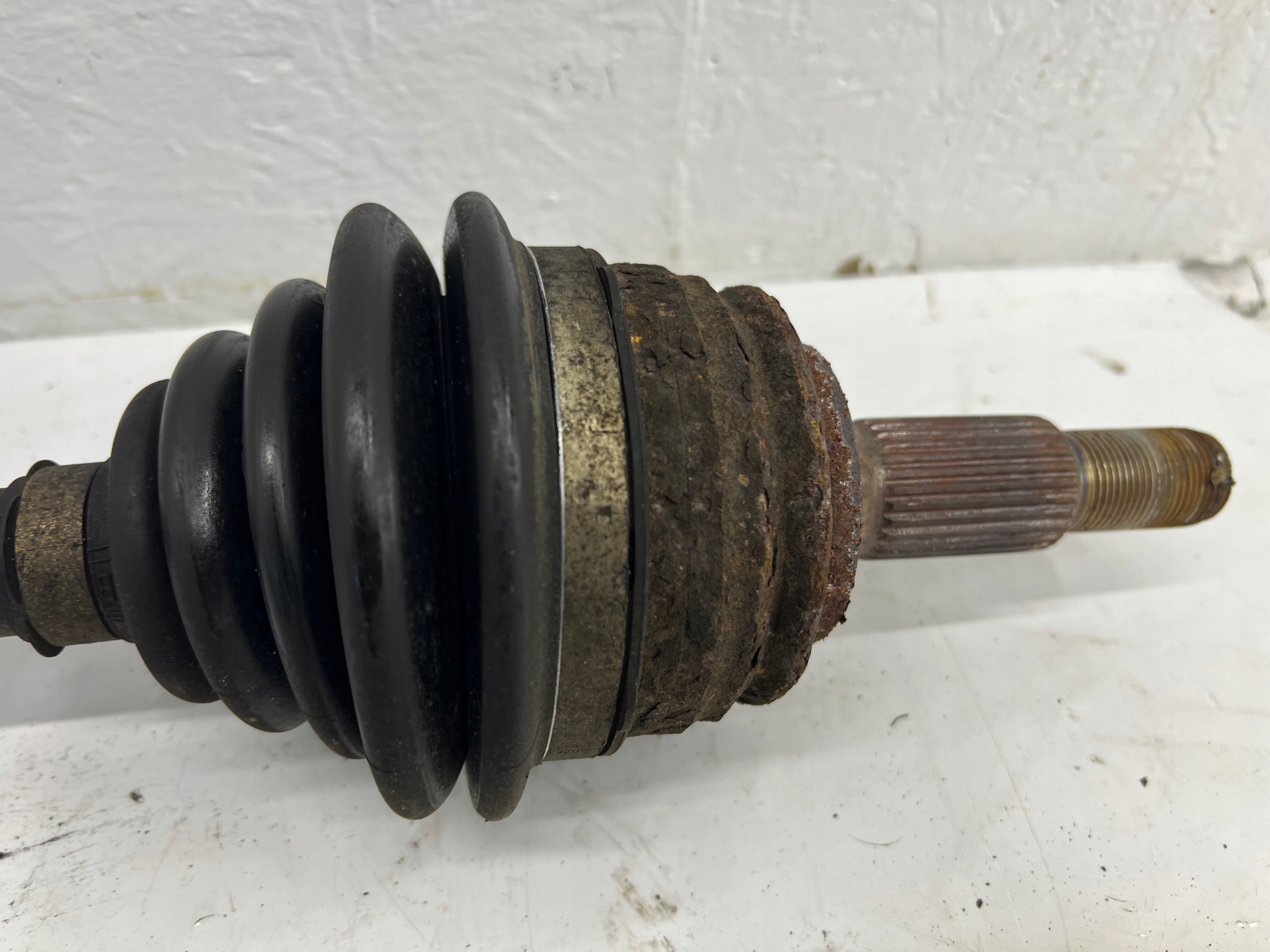 semi-axis left front MANUAL 9809149380 PEUGEOT 308 2 II T9 1.6 HDI