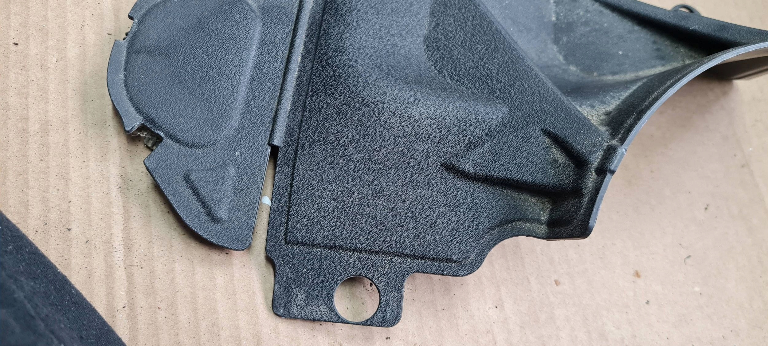 A4 B9 8W cover cap spoiler KIELICHA left 8W0806583B A5 8W