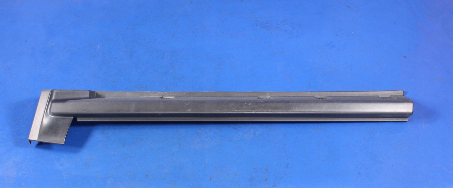 NAKŁADKA LISTWA PROGU PRZÓD PRAWA COMPASS I LIFT