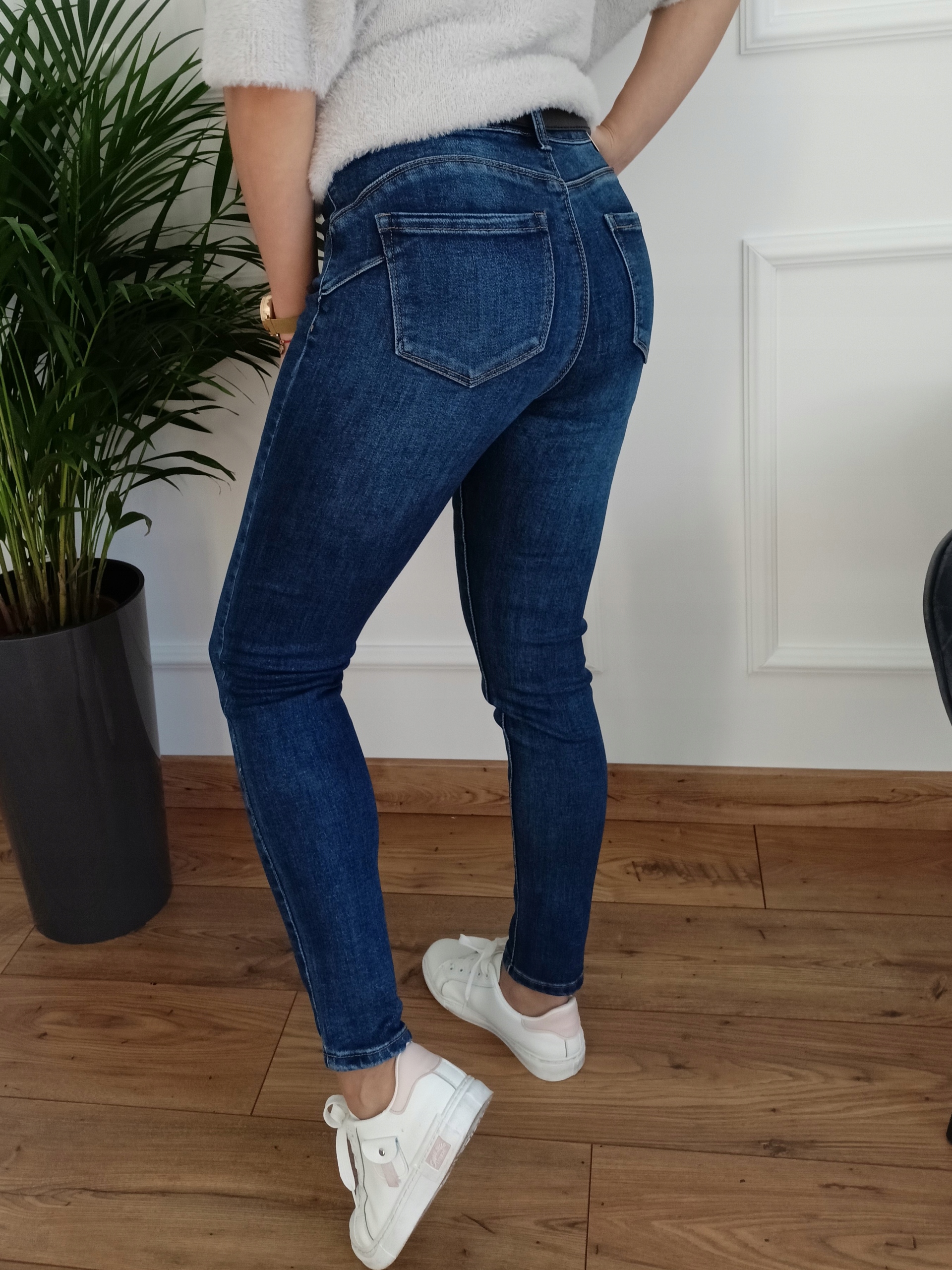 _80 Jeansy M.SARA Push Up WYSZCZUPLAJĄCE r 50 / 5XL (38, 40) Rozmiar 50