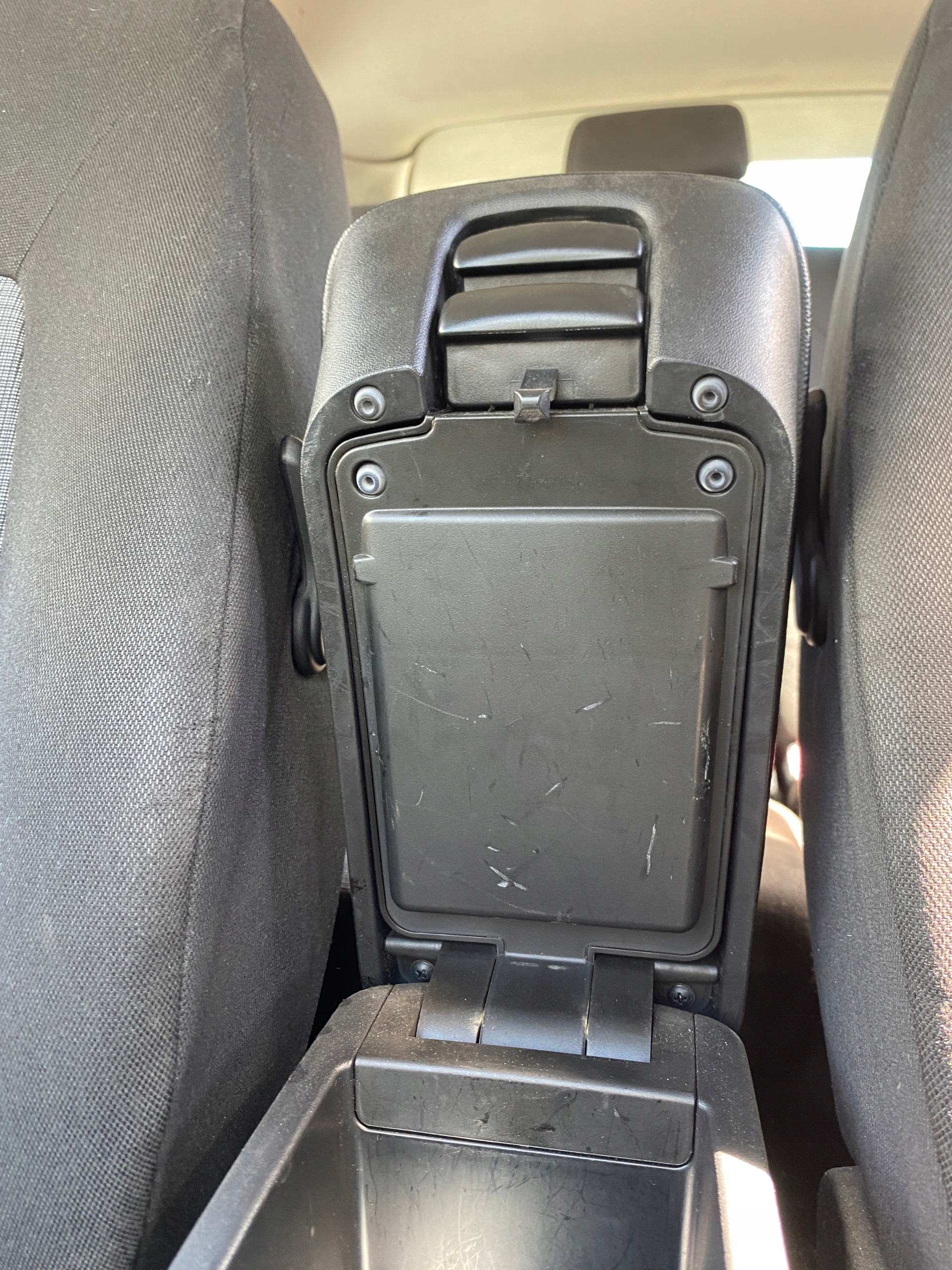 armrest tunnel central Kia Ceed SW FL 06-12