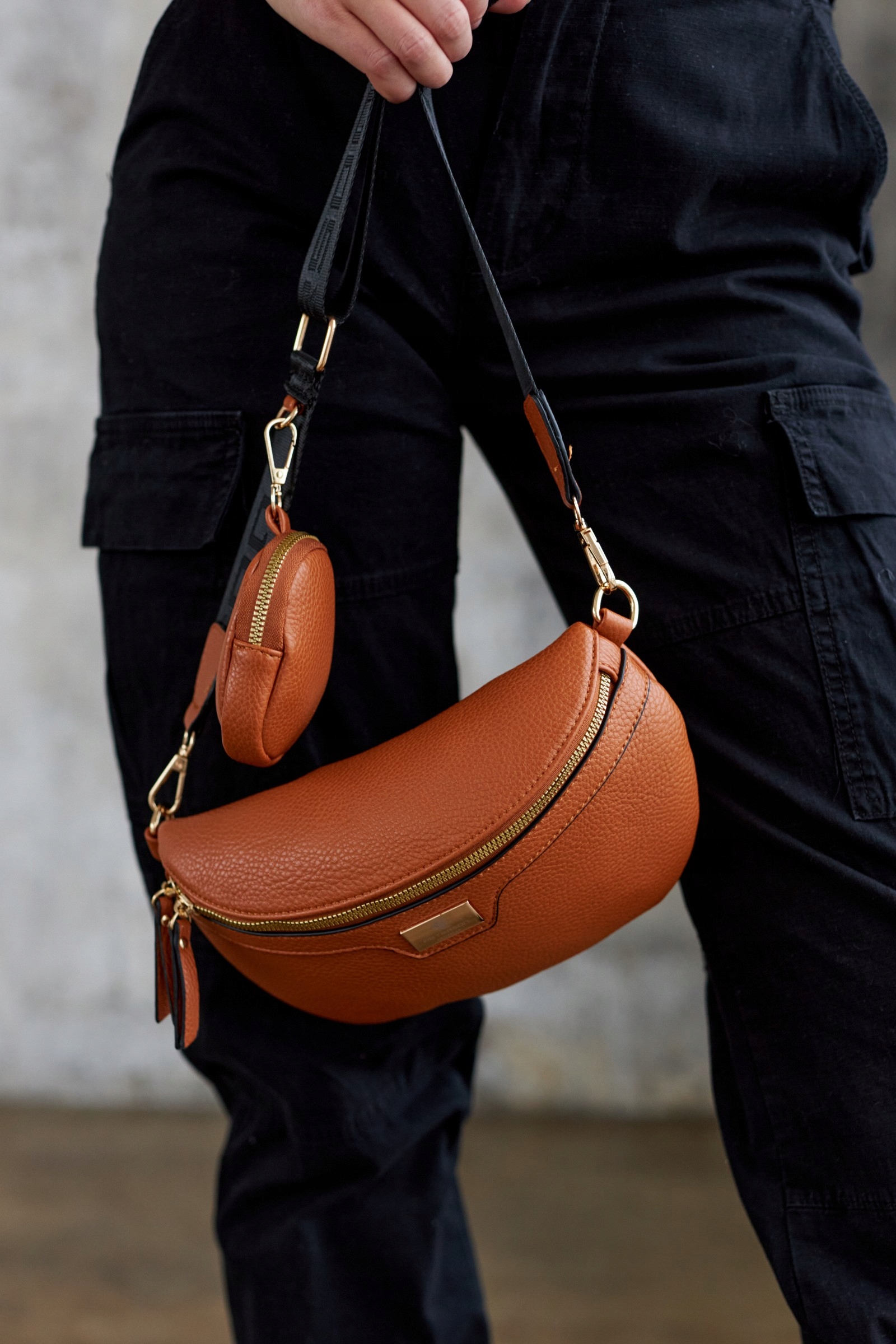 PETERSON klasyczna damska nerka miejska saszetka Typ nerka