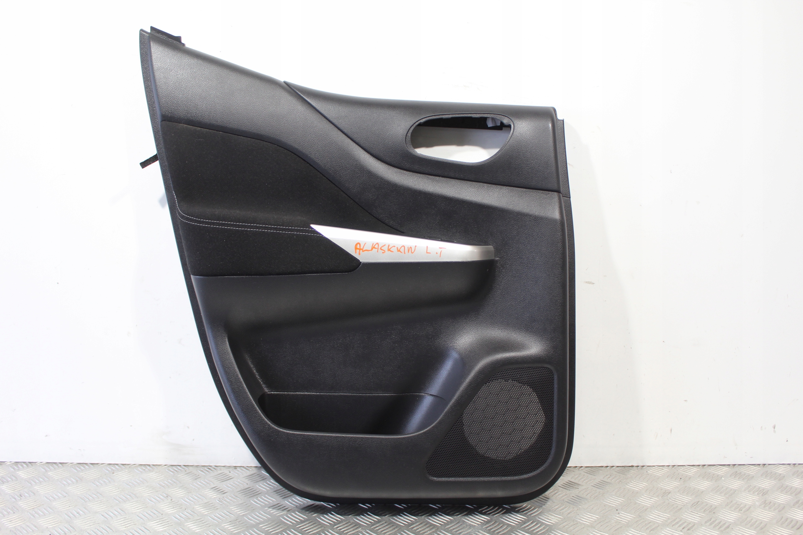 side door left rear part ALASKAN