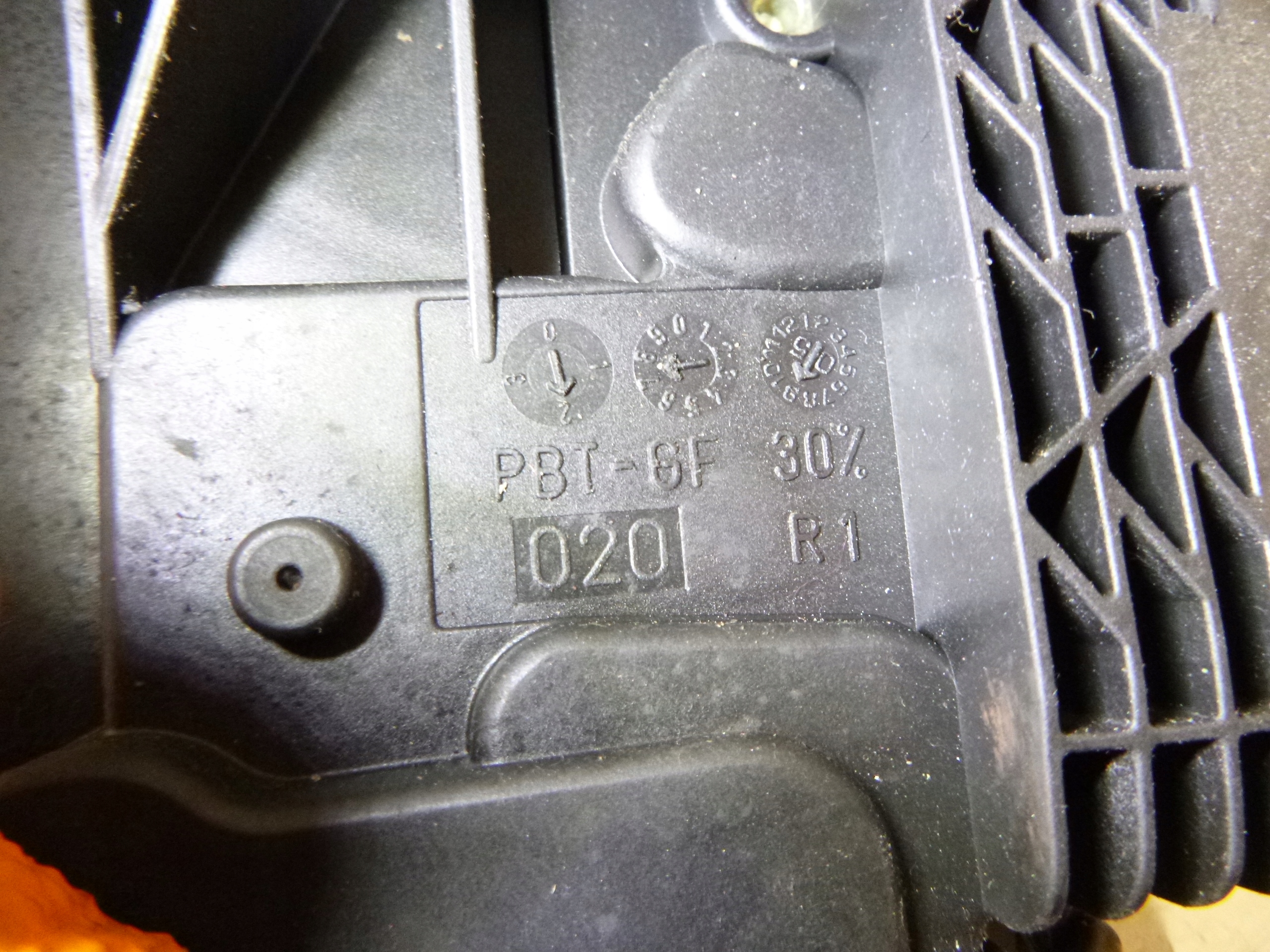 lock door front right MERCEDES E KLASA W211 2002-2006