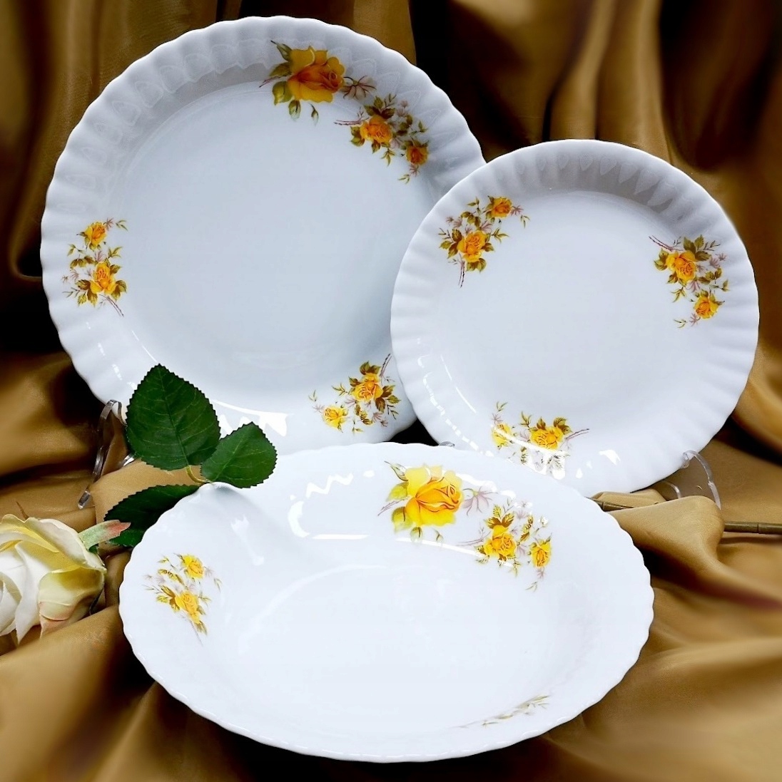 973 Serwis Obiadowy 6/18 Golden Rose Iwona Chodzież Malcer Porcelana