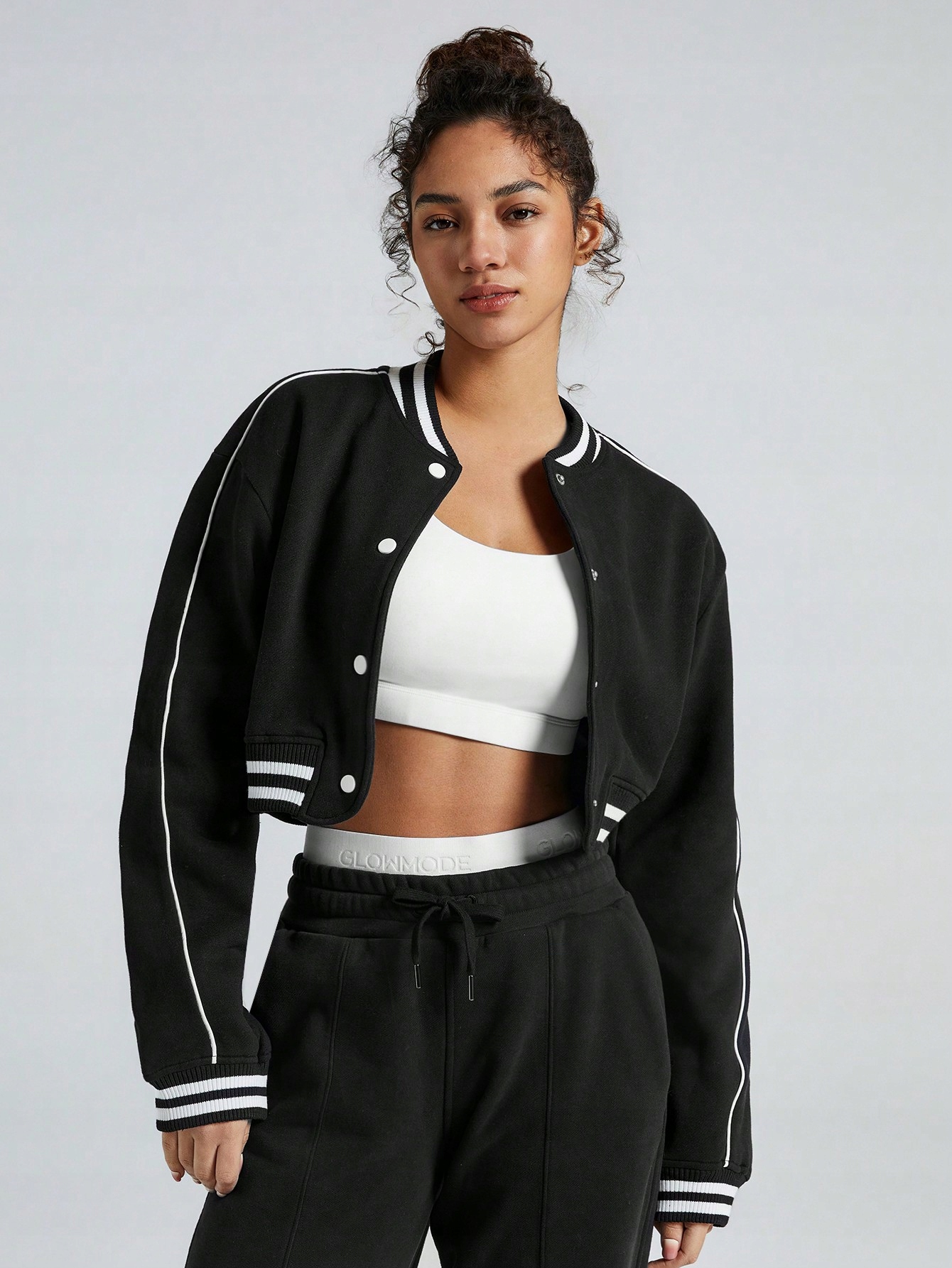 Dámská Bunda Mikina Krátká Černá S Baseballovým Límečkem Glowmode S 36