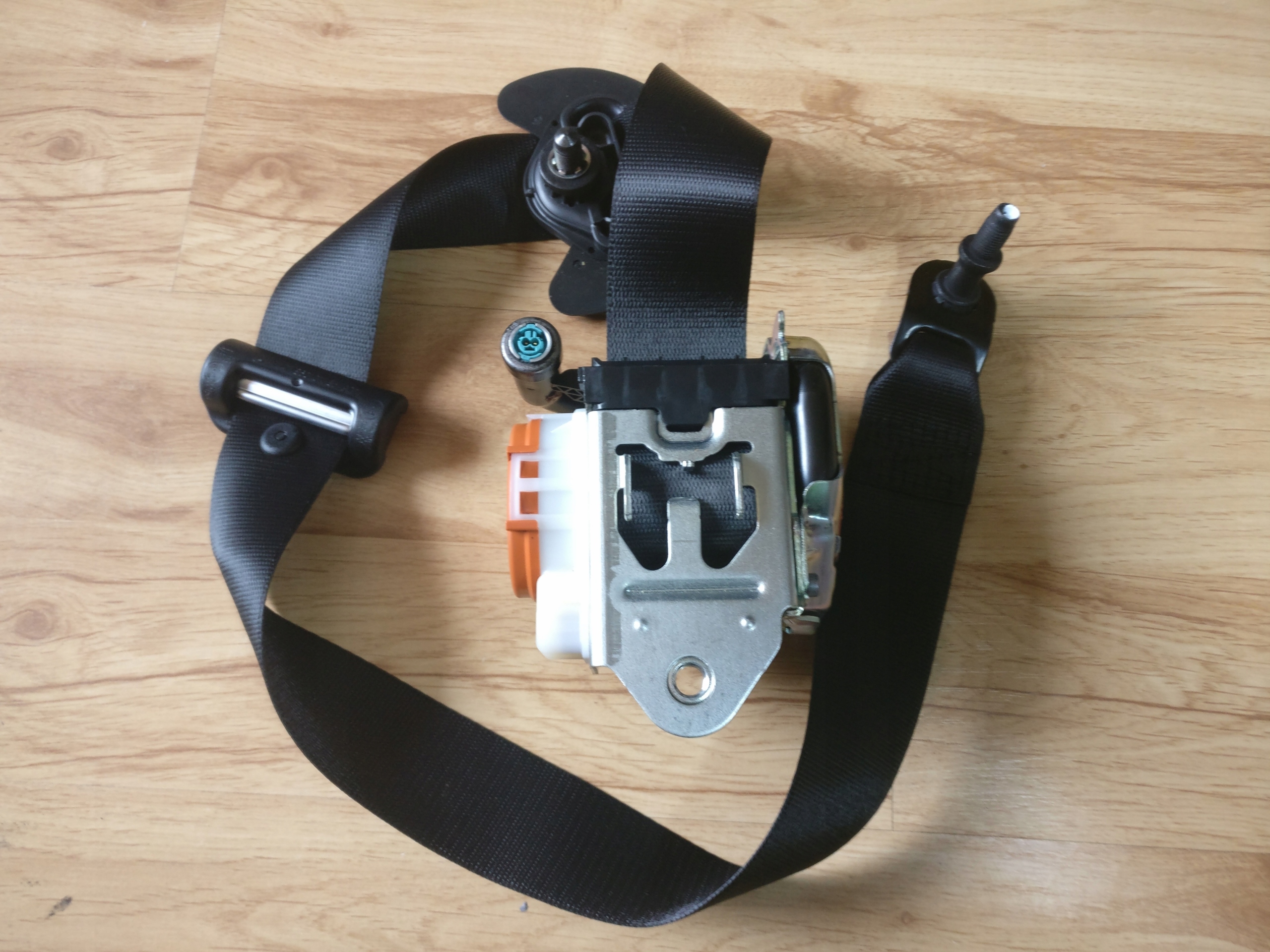 W2478600185 - MERCEDES W247 B класс ремень левый передний передний ORG