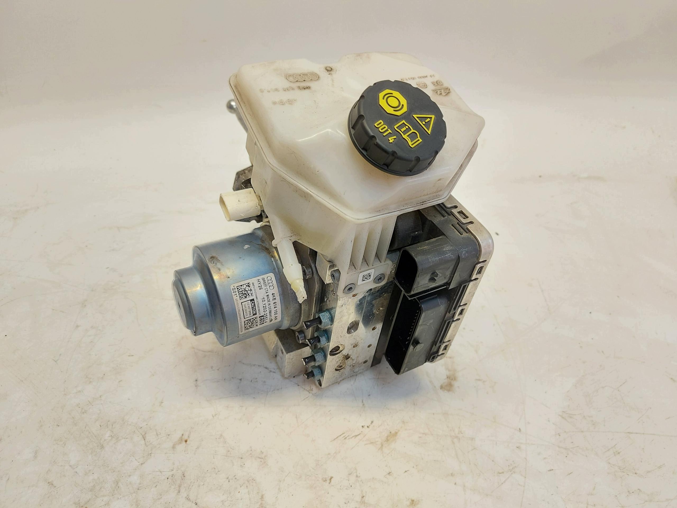 Audi Q8 E-TRON SportBack 4KE brake booster abs control unit 4ke614100an