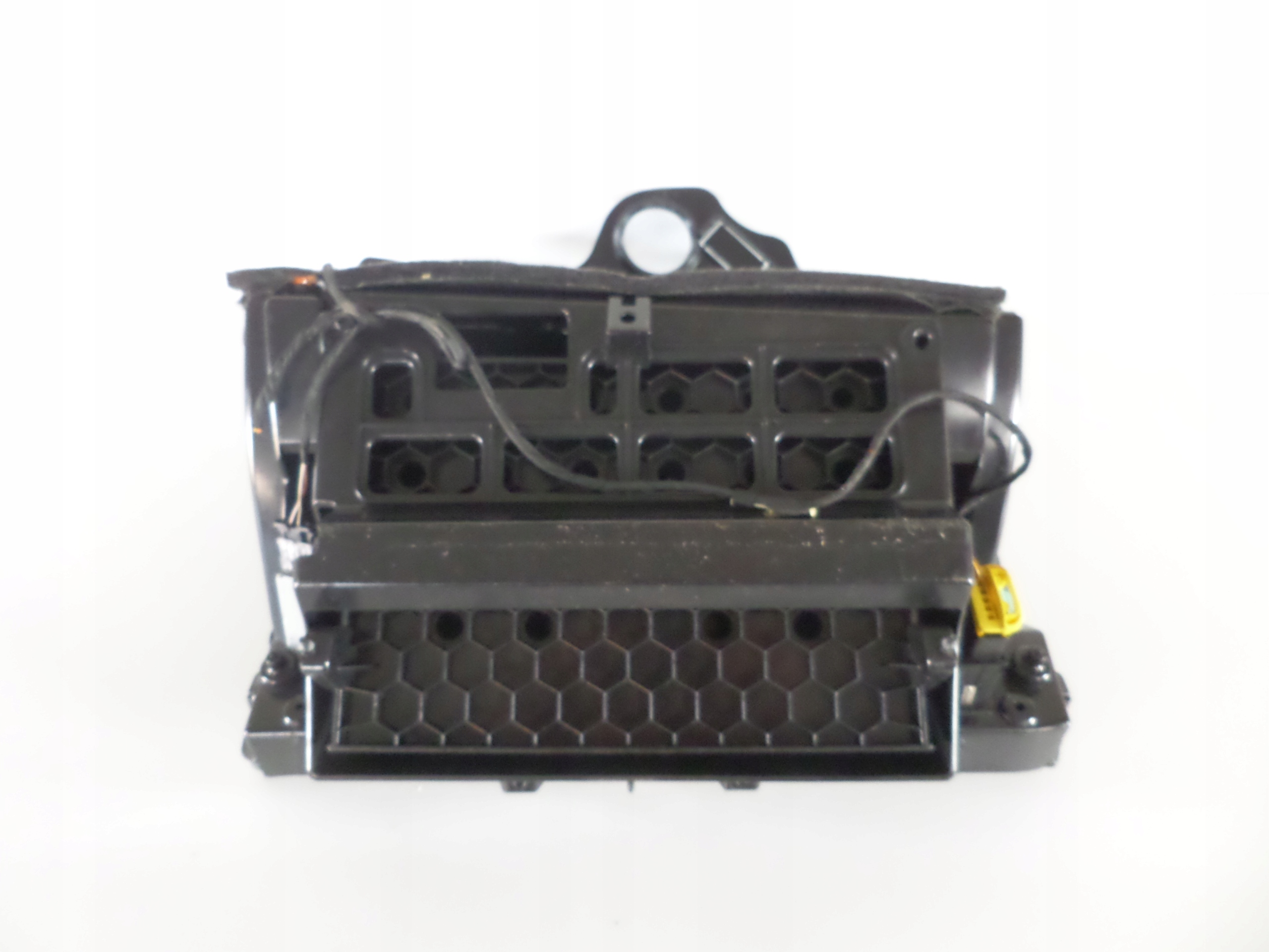 passenger compartment consoles plato right VW PASSAT B6 05