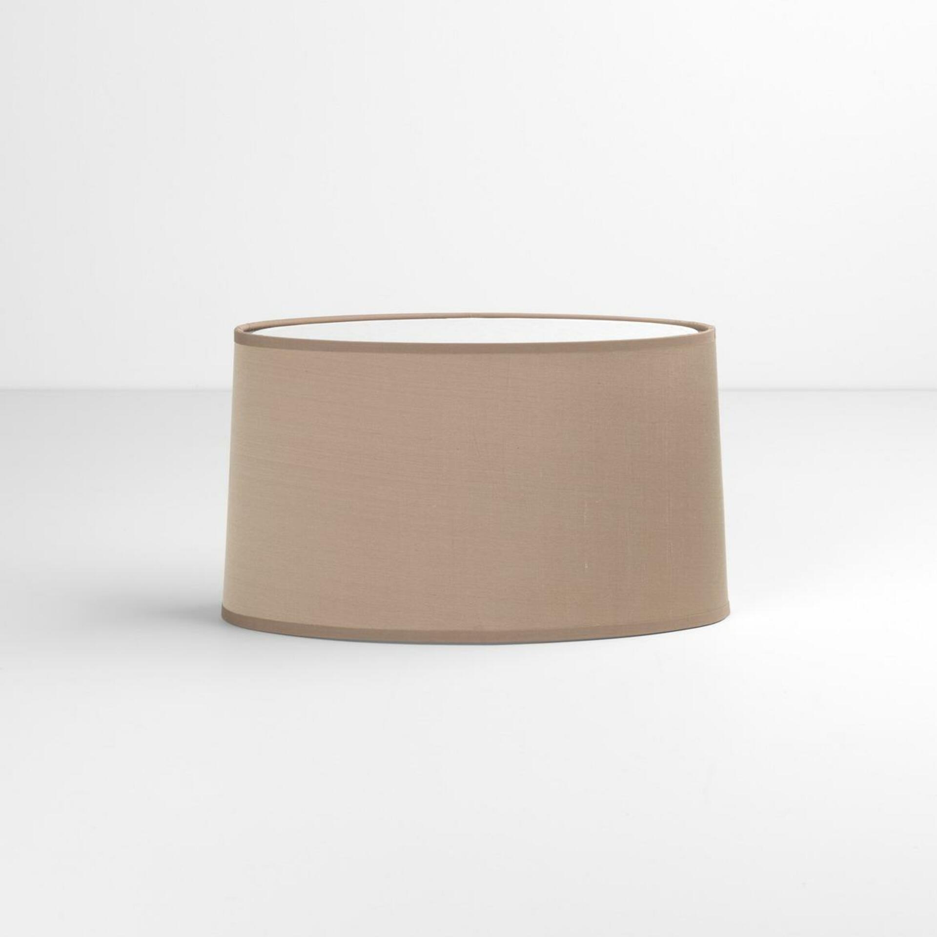 Tienidlo Tapered Oval hnedé, prírodný hodváb, E27, 30x17x14,5 cm