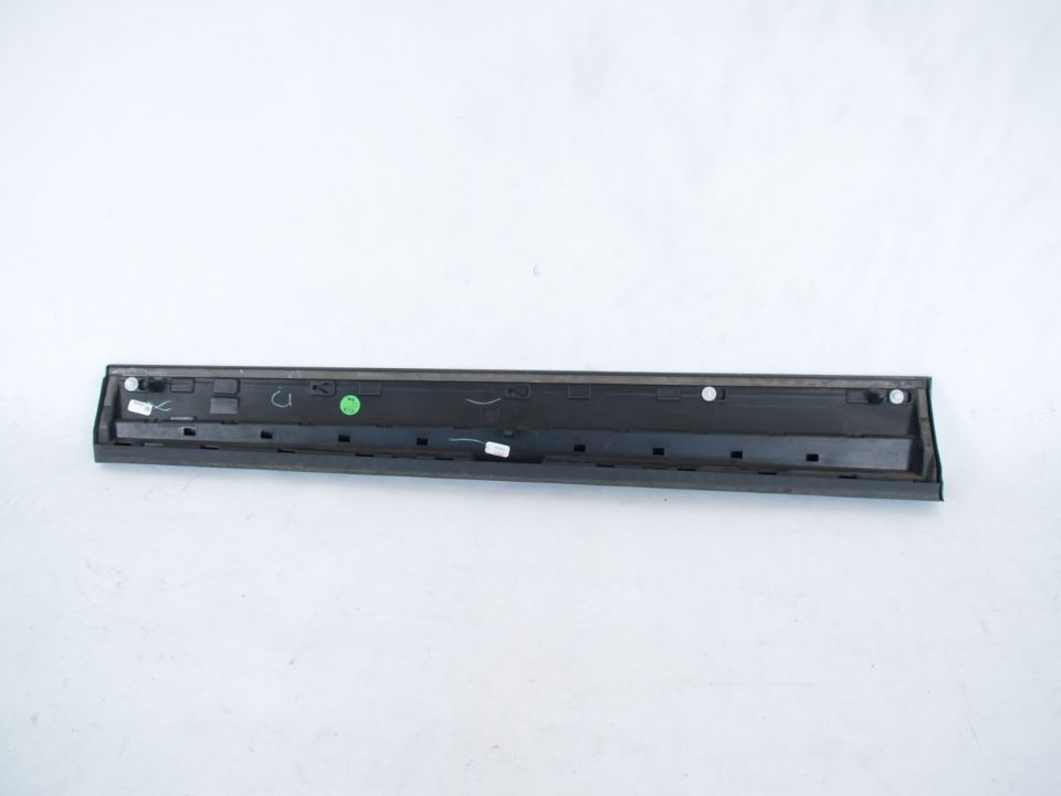 Audi Q5 moulding door right front right front 17r